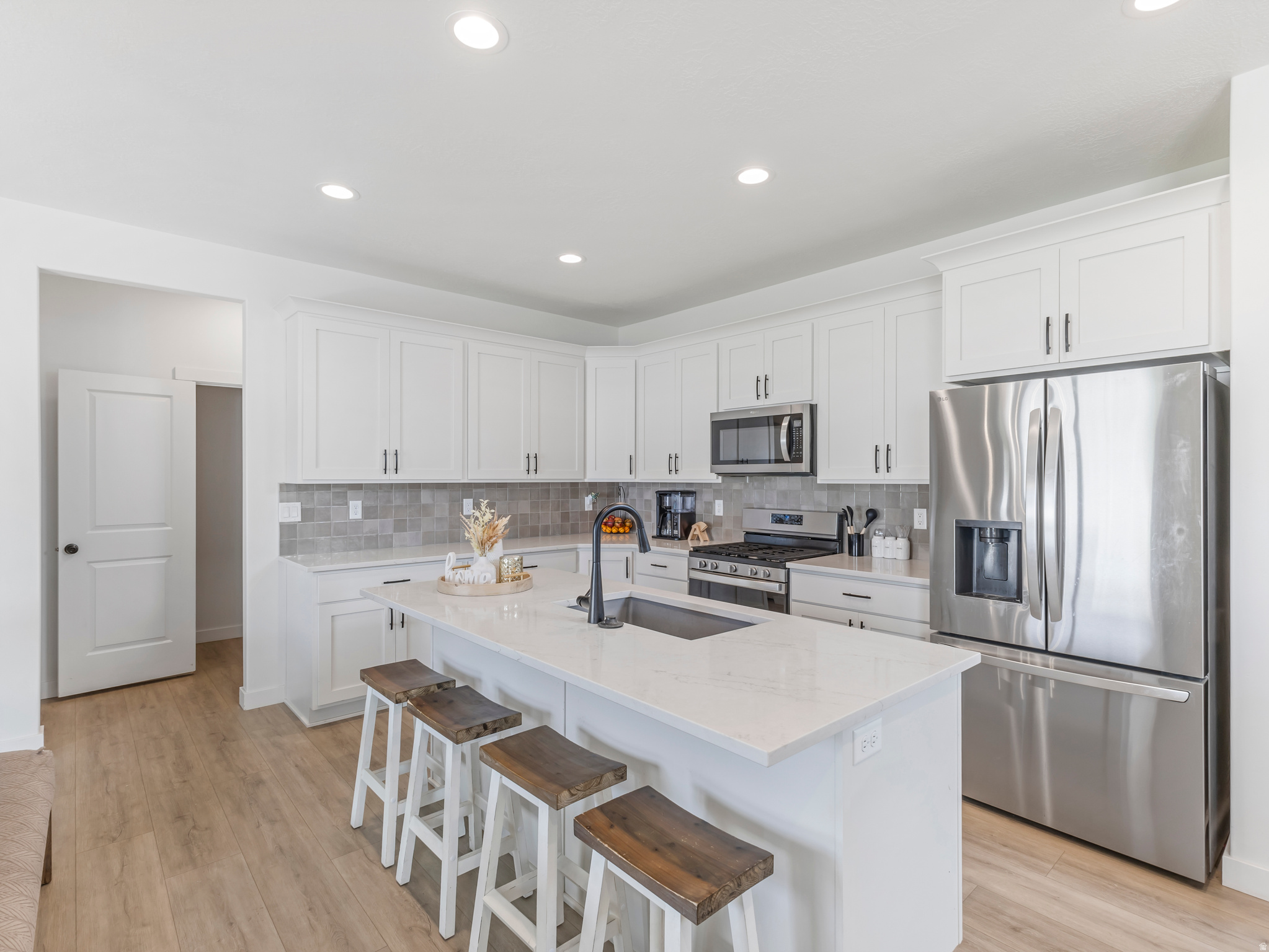 MEADOWS GREEN FARM - Residential