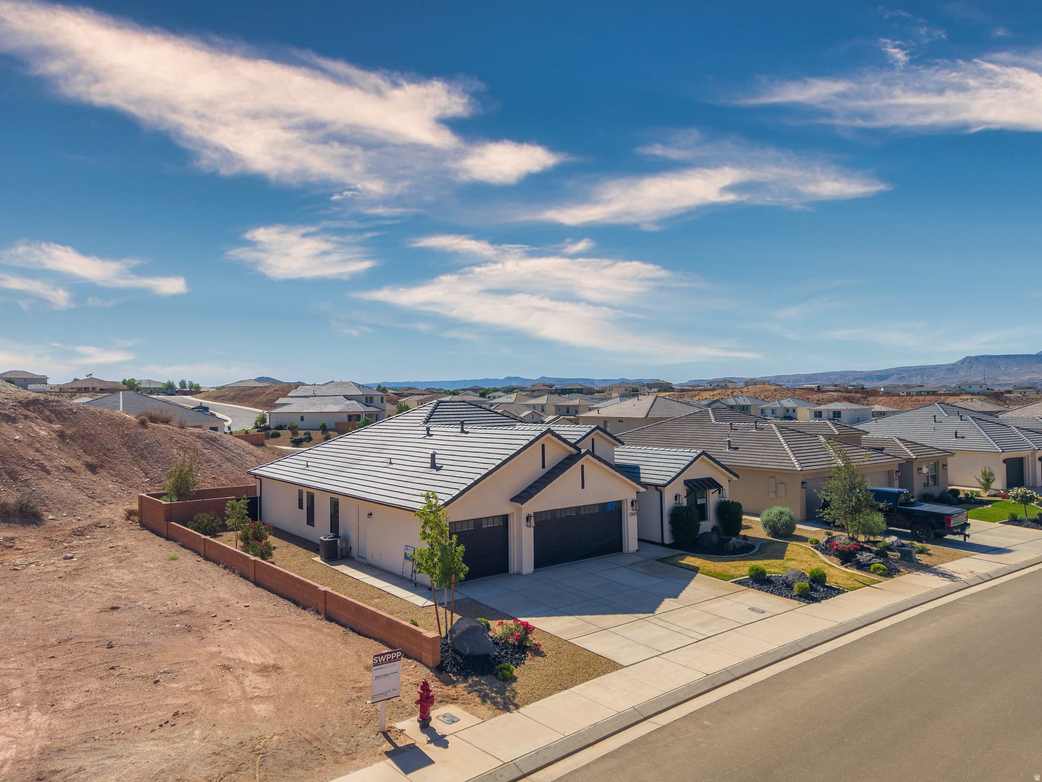 WHITE CANYON 1 - Residential