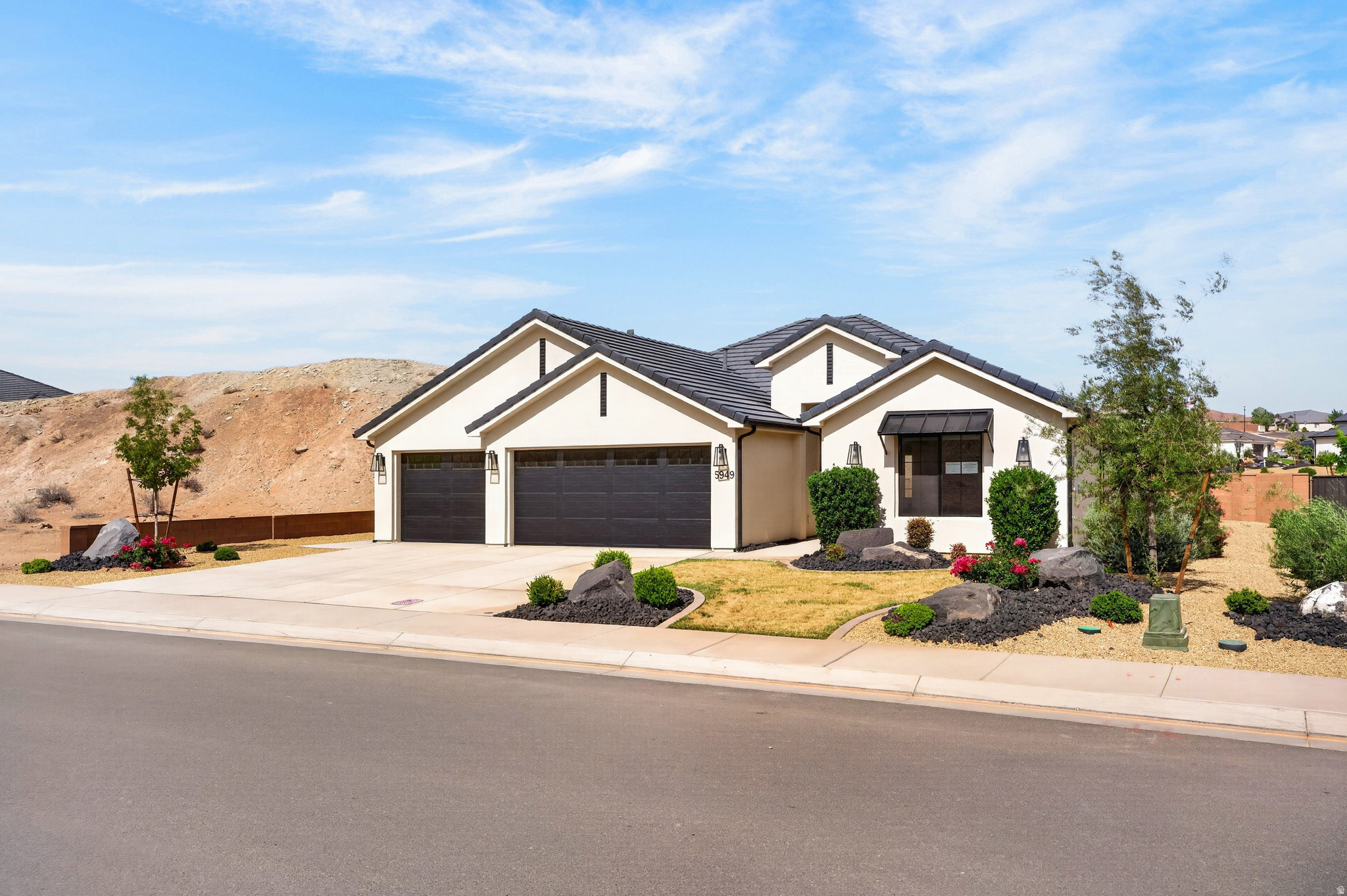 WHITE CANYON 1 - Residential