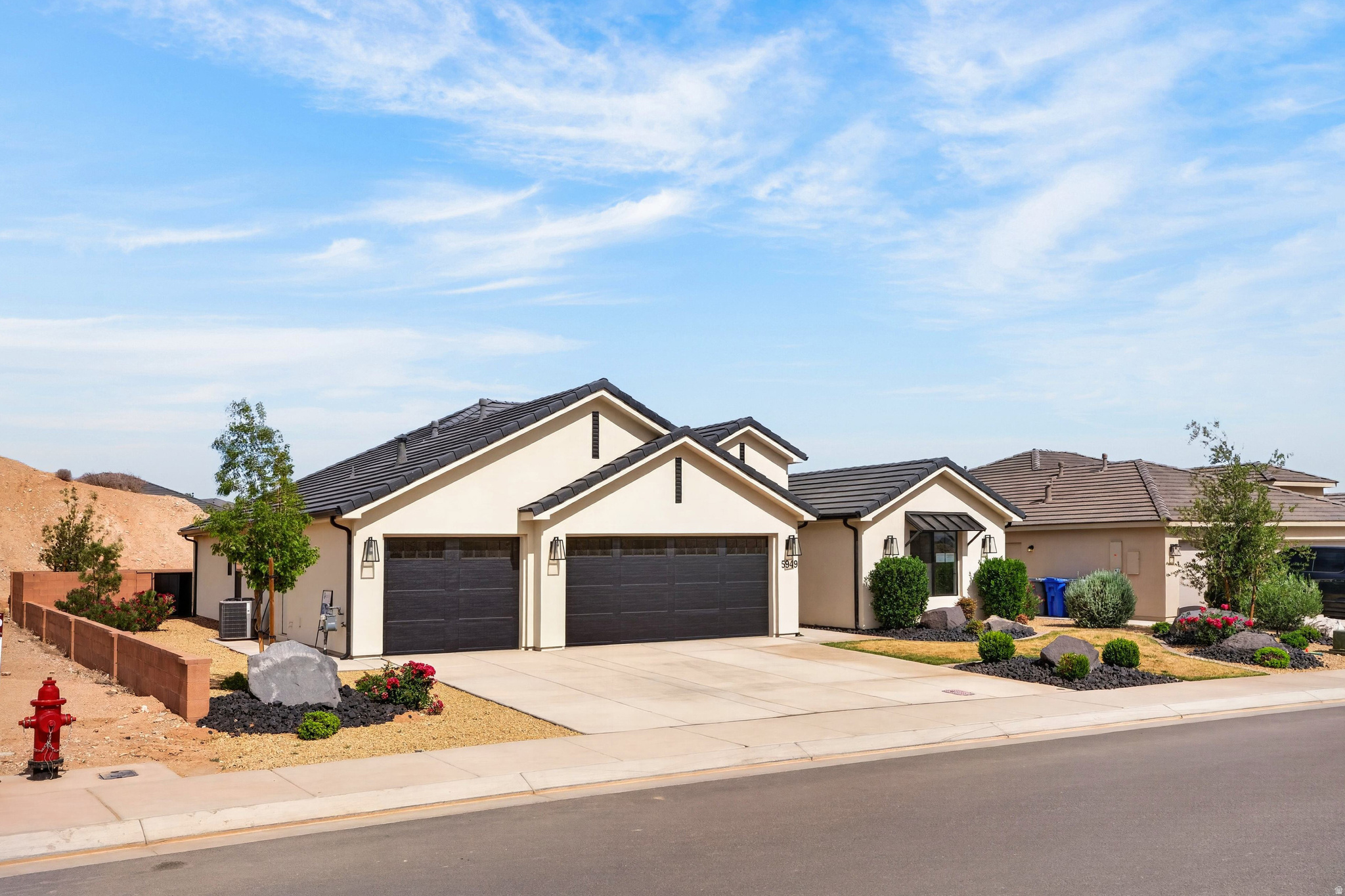 WHITE CANYON 1 - Residential