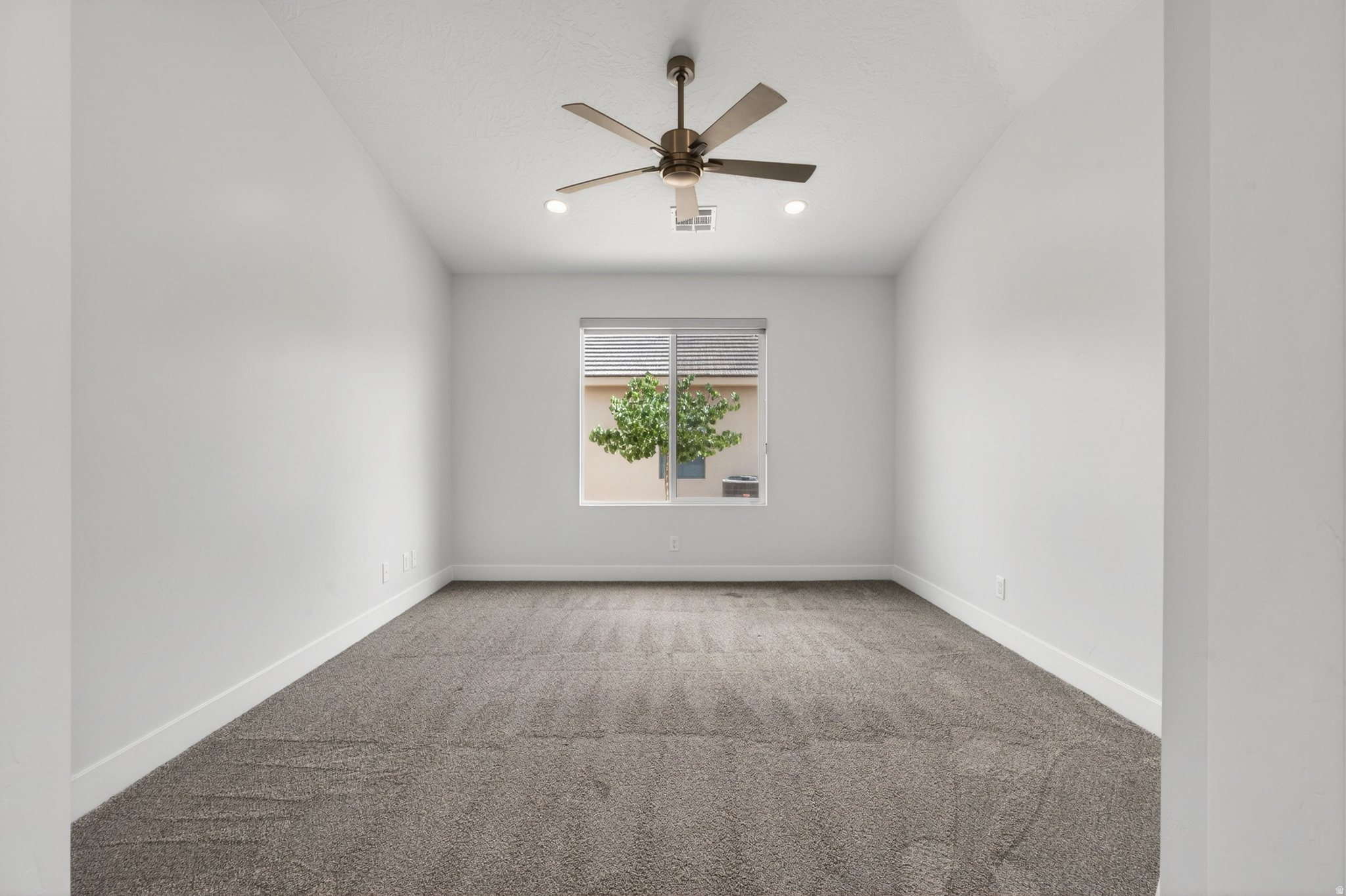 WHITE CANYON 1 - Residential