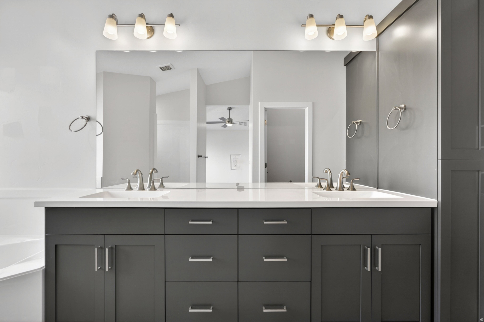 WHITE CANYON 1 - Residential