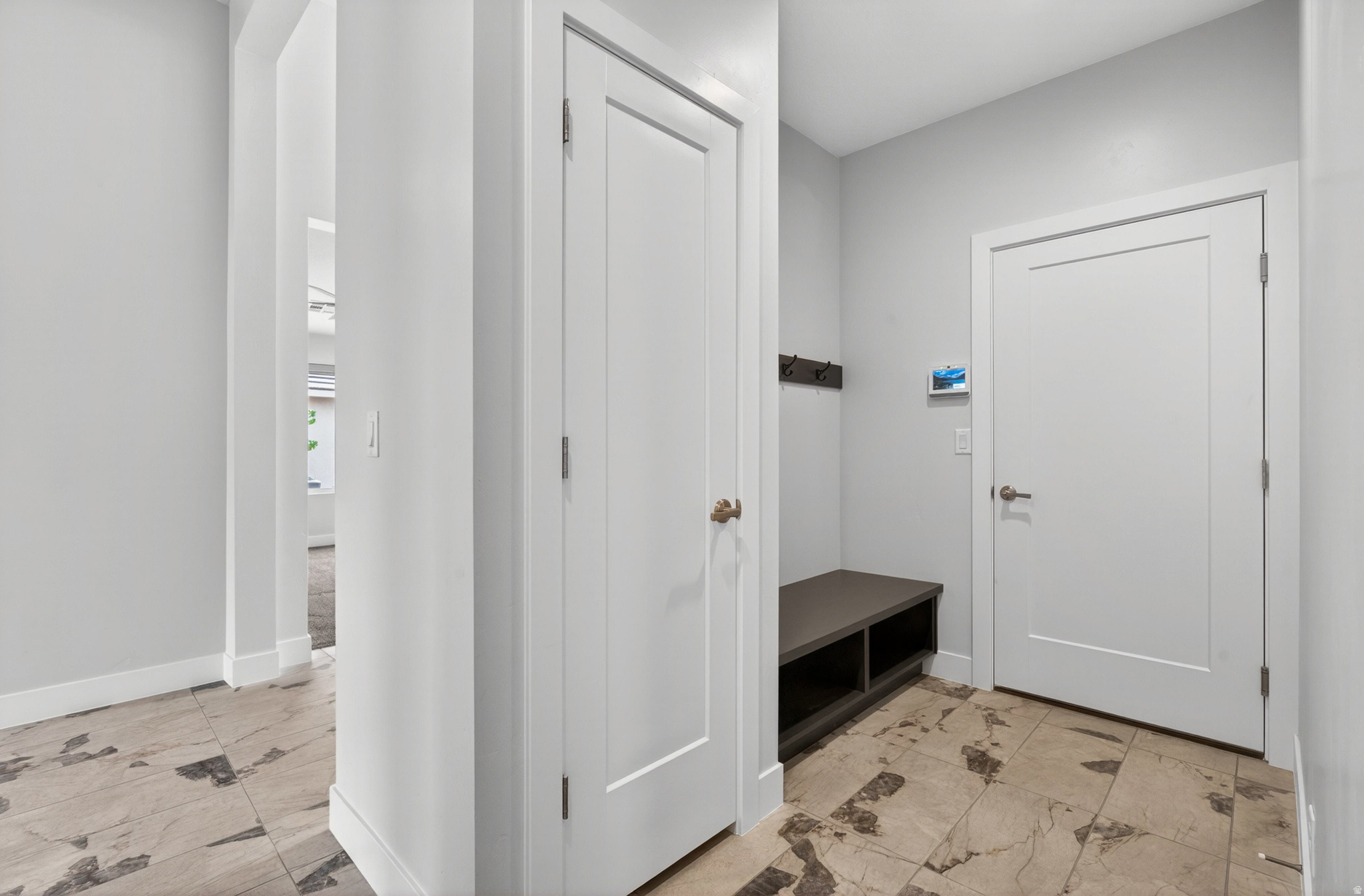 WHITE CANYON 1 - Residential
