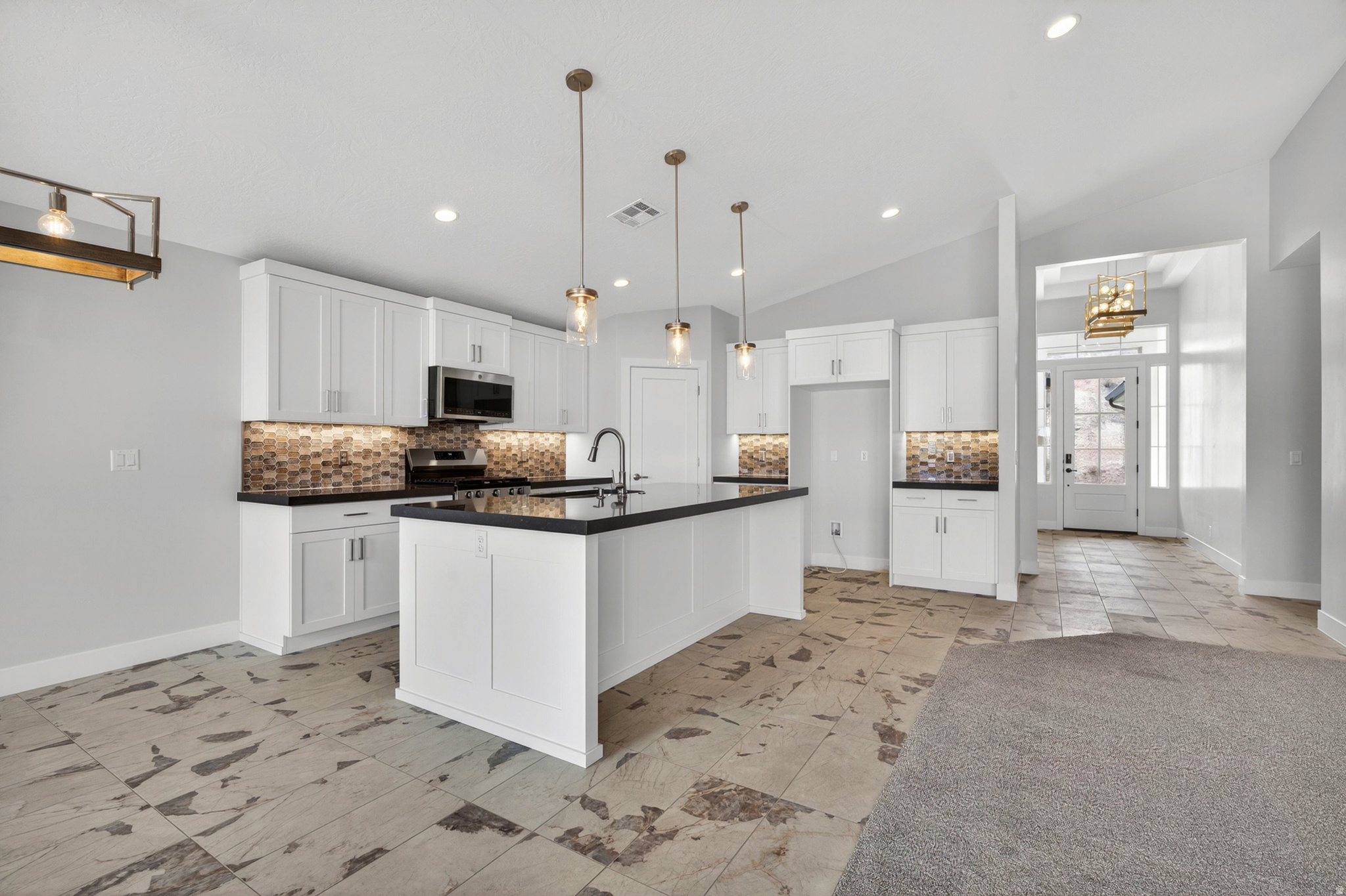 WHITE CANYON 1 - Residential