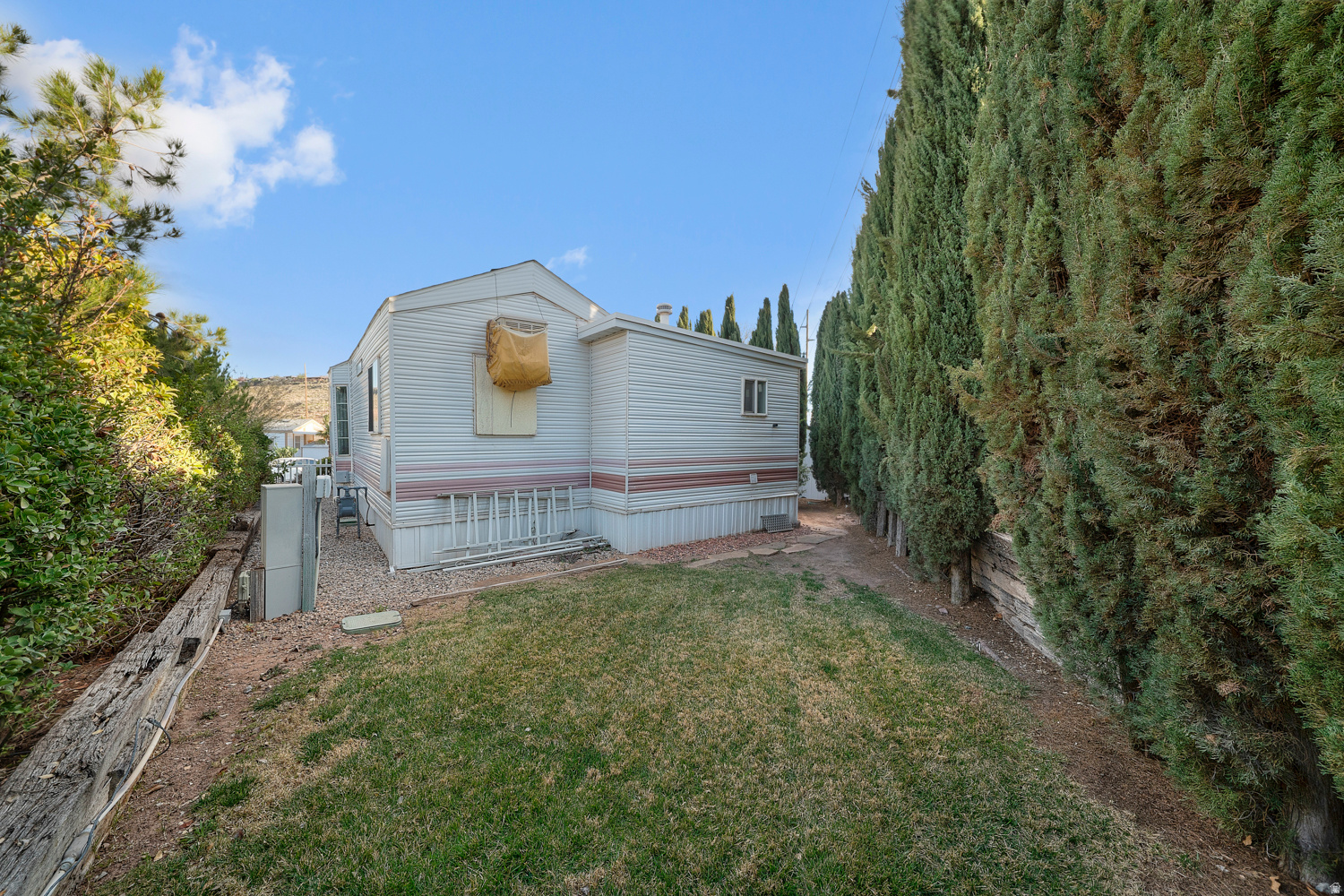 CHEROKEE SPRINGS RV PARK - Residential