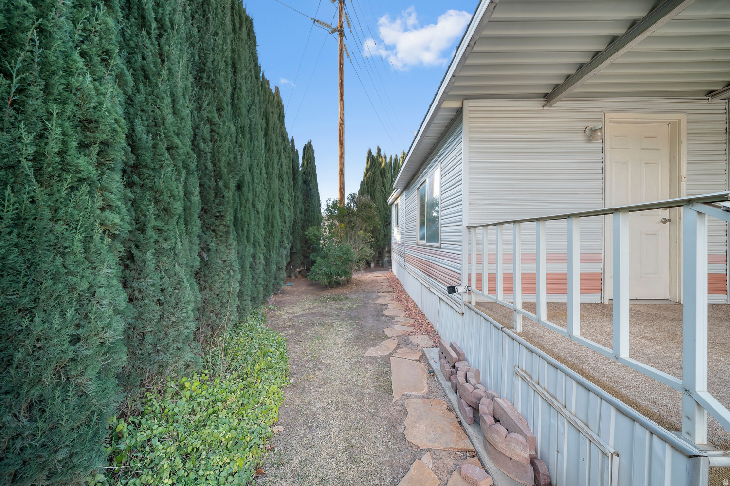 CHEROKEE SPRINGS RV PARK - Residential