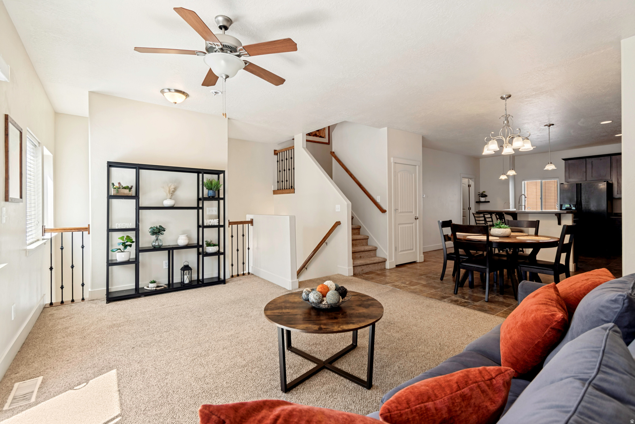 PLYMOUTH AVENUE TOWN - Residential