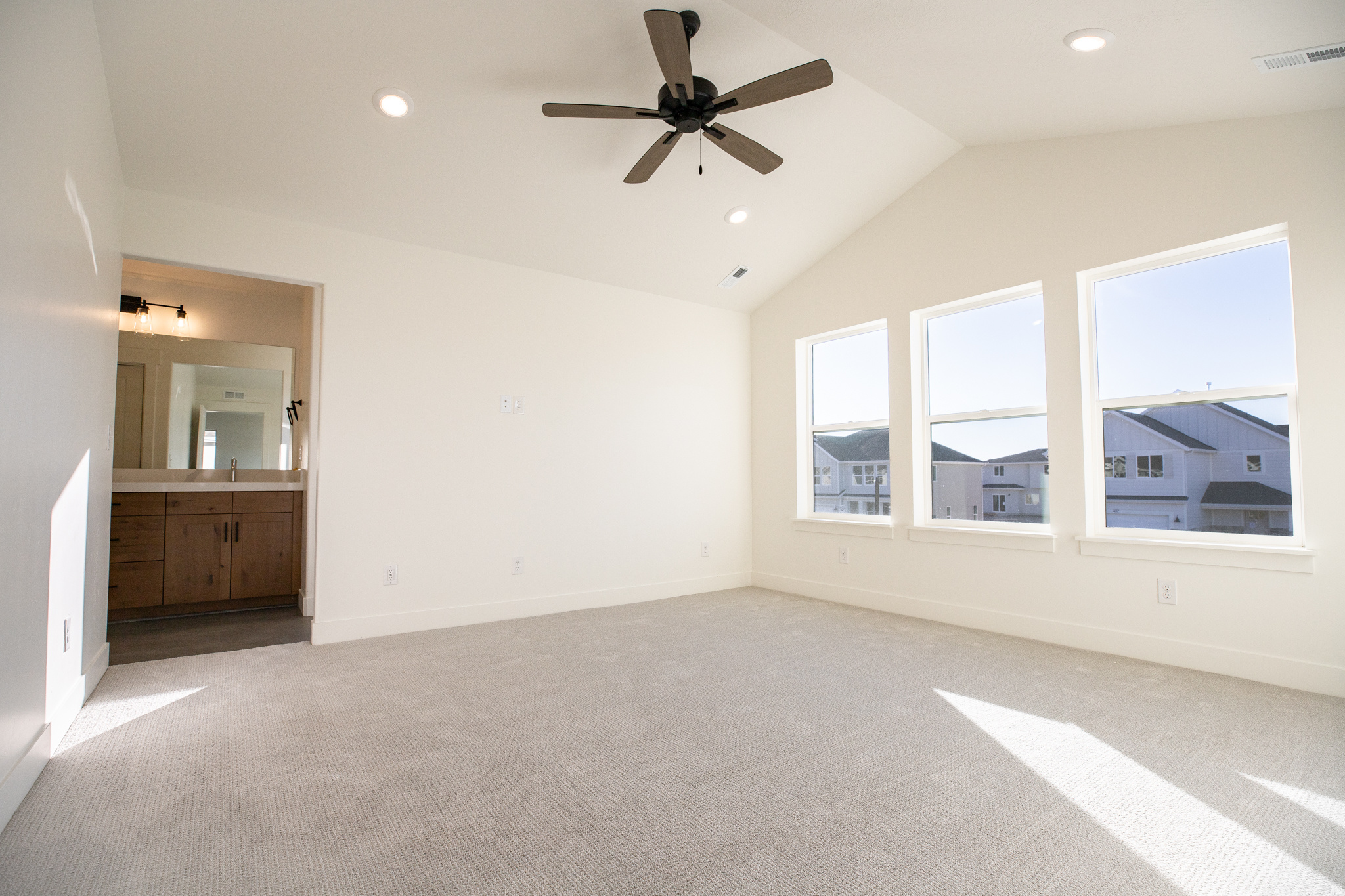 ARROWHEAD SPRINGS - Residential