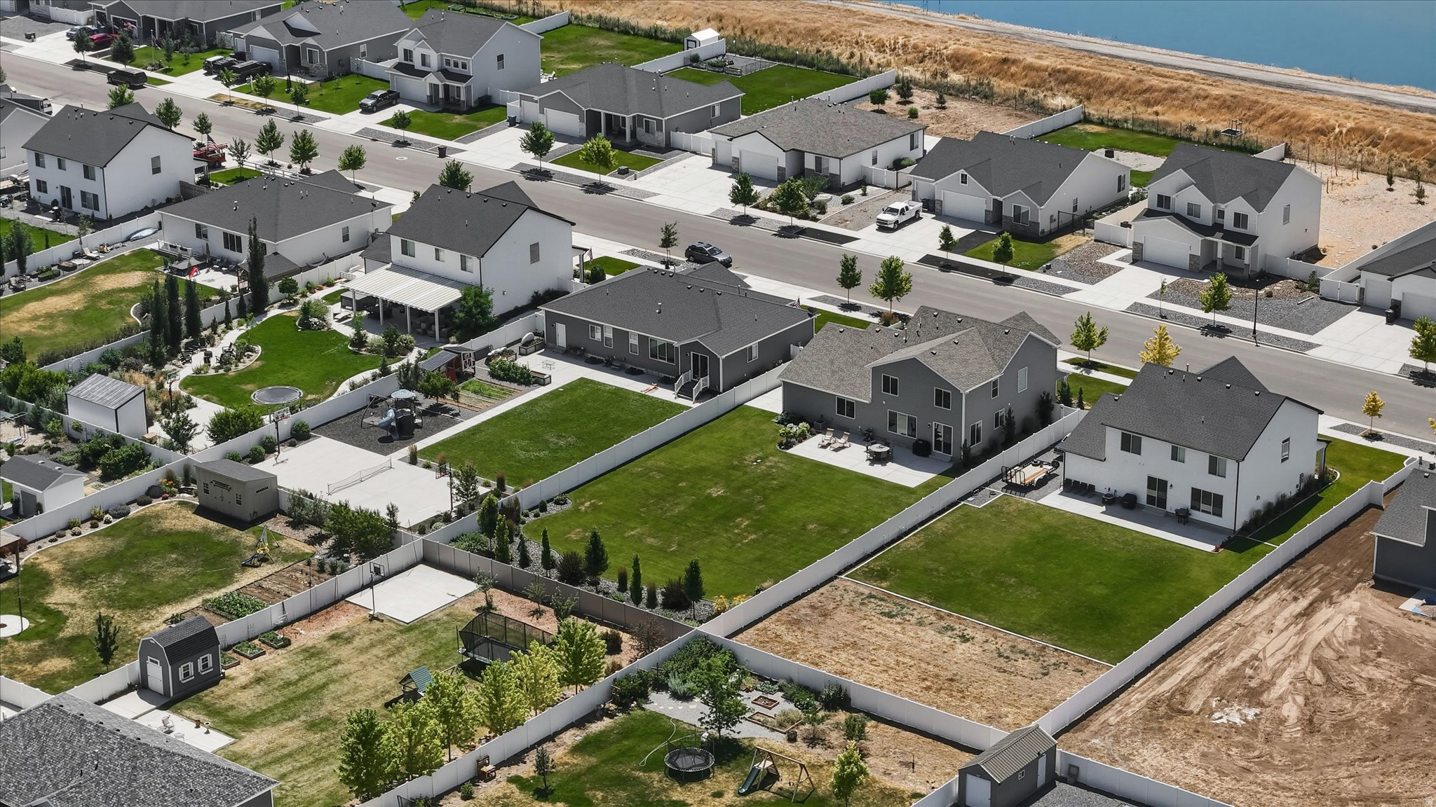 ROLLING HILLS SUBDIVISION - Residential