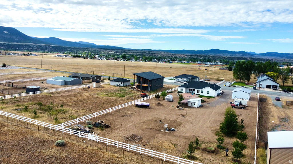 AMARAL RANCHES - Residential