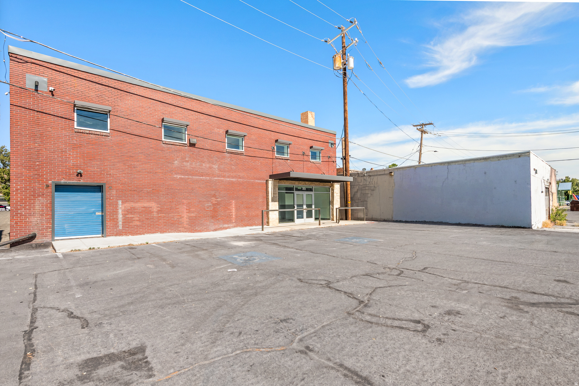CUTLER - Commercial Lease
