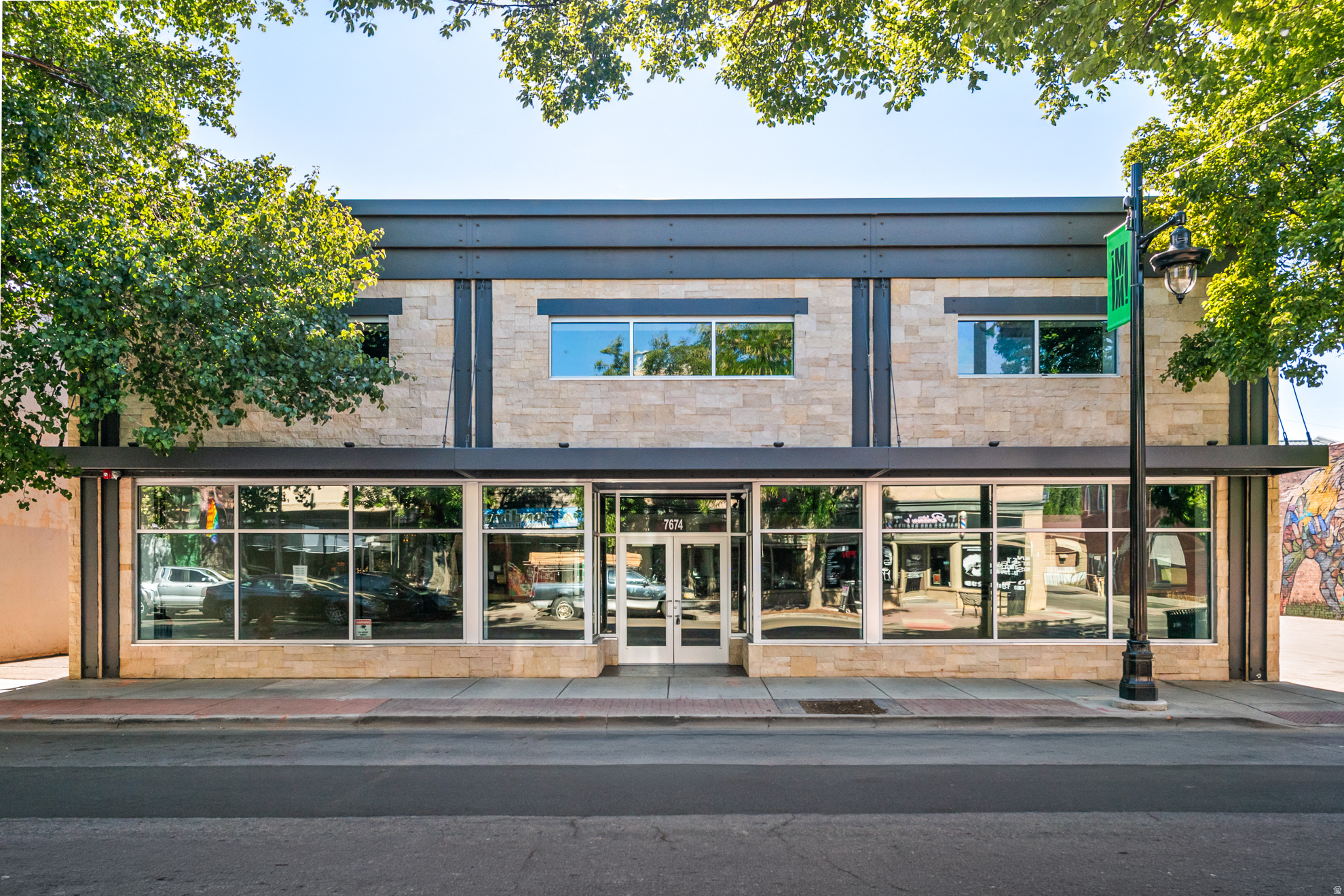 CUTLER - Commercial Lease