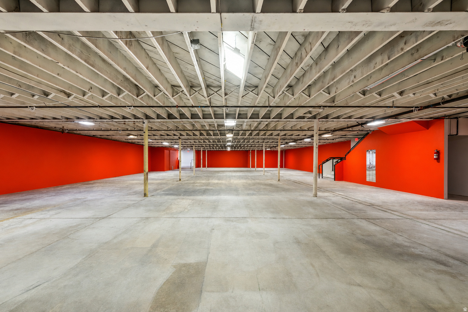 CUTLER - Commercial Lease