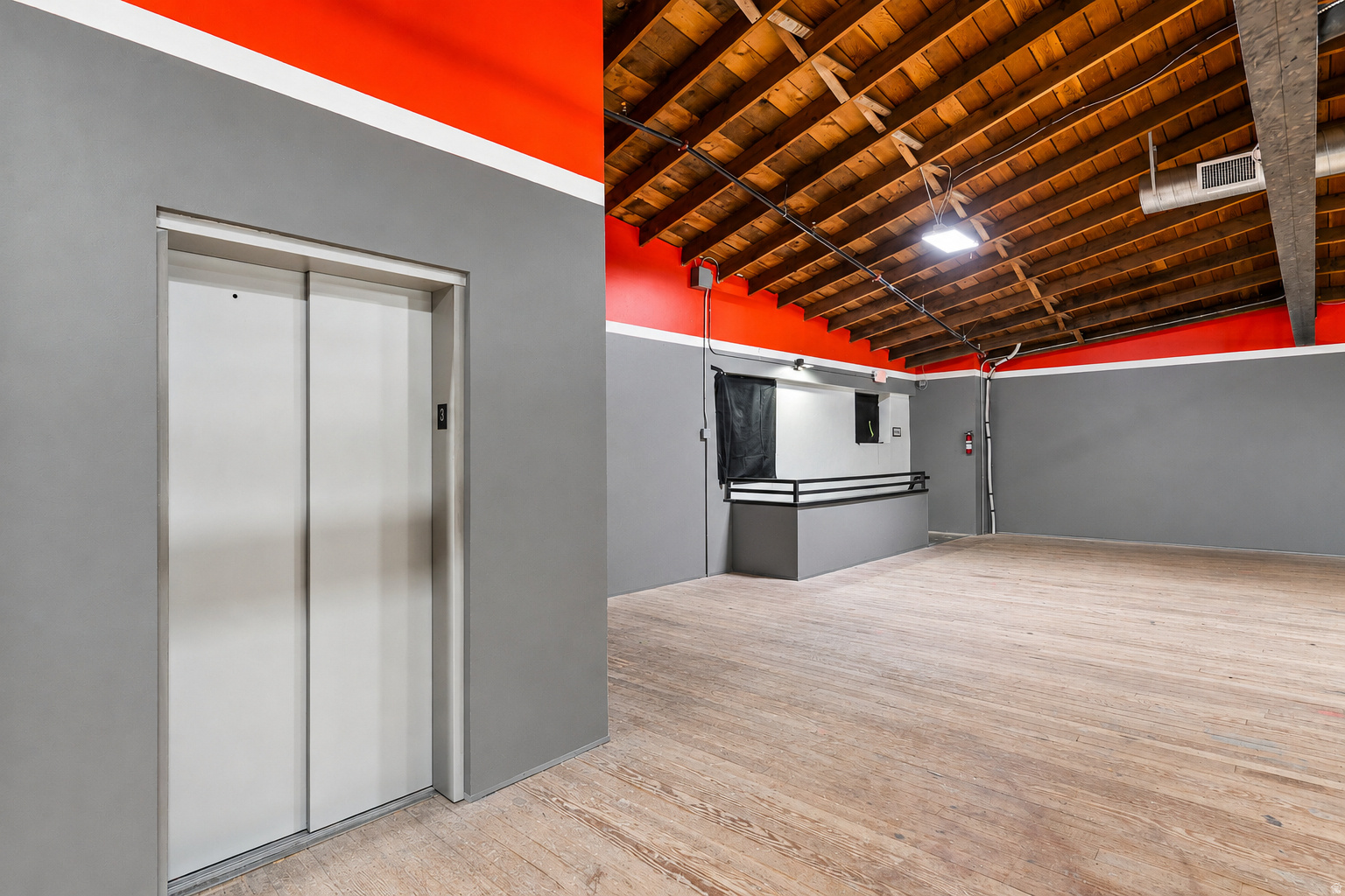 CUTLER - Commercial Lease