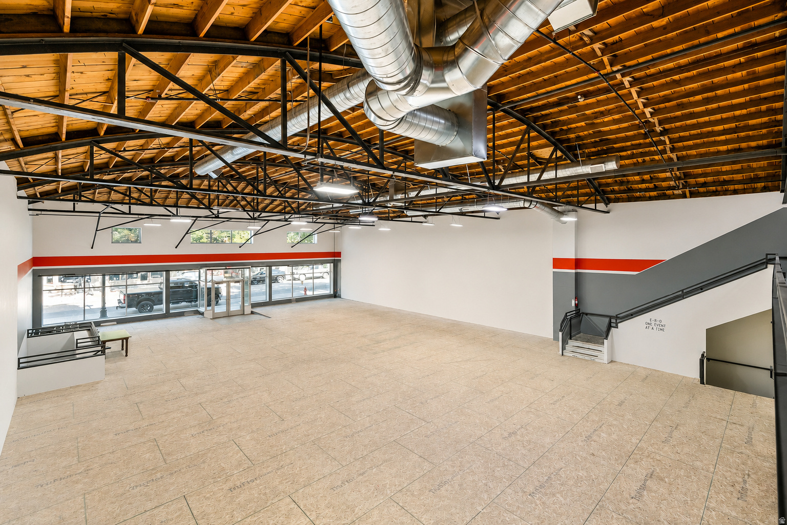 CUTLER - Commercial Lease