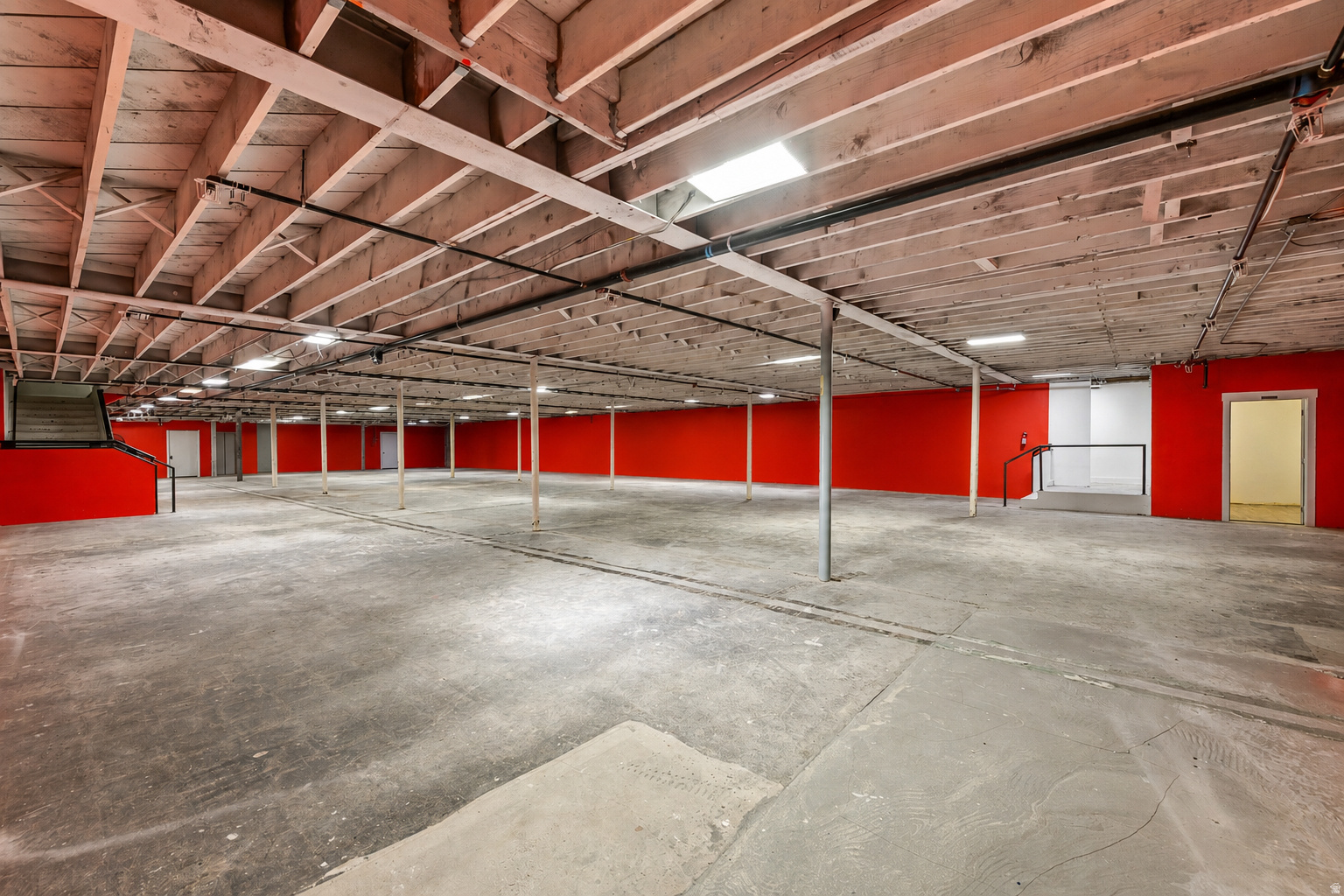 CUTLER - Commercial Lease