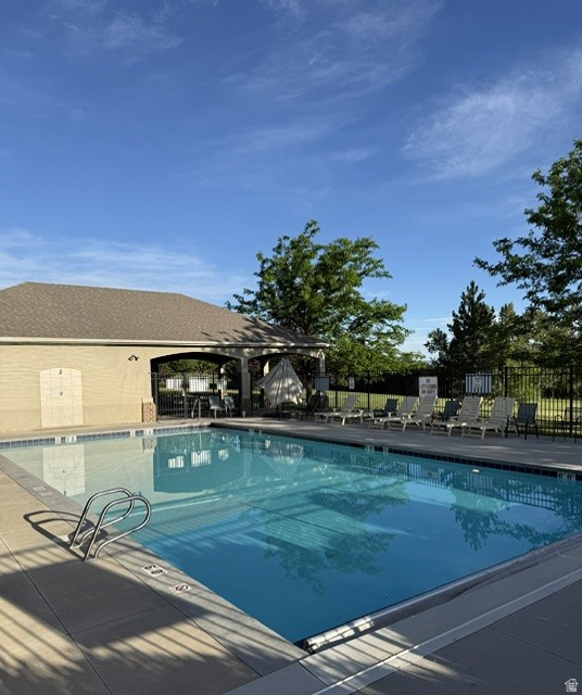 PEACEFIELD - Residential