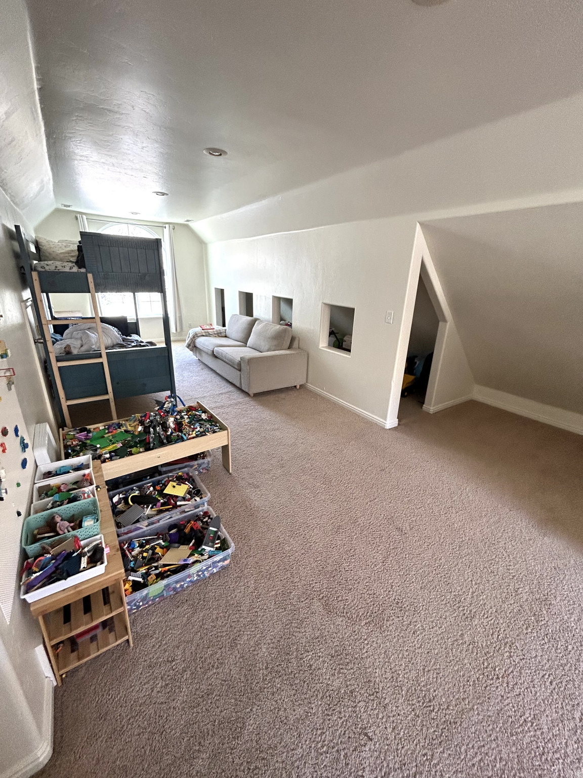 SAUNDERS - Residential