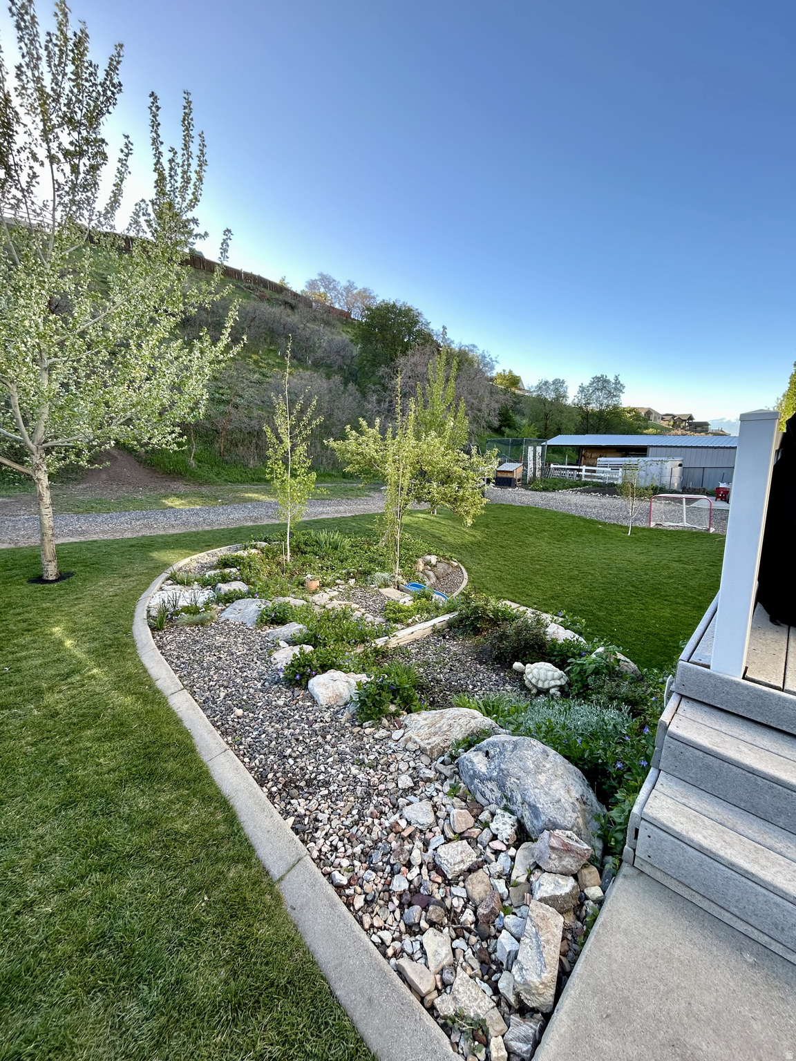 SAUNDERS - Residential