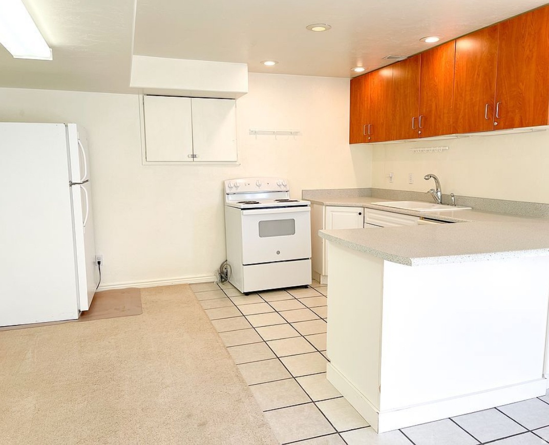SAUNDERS - Residential