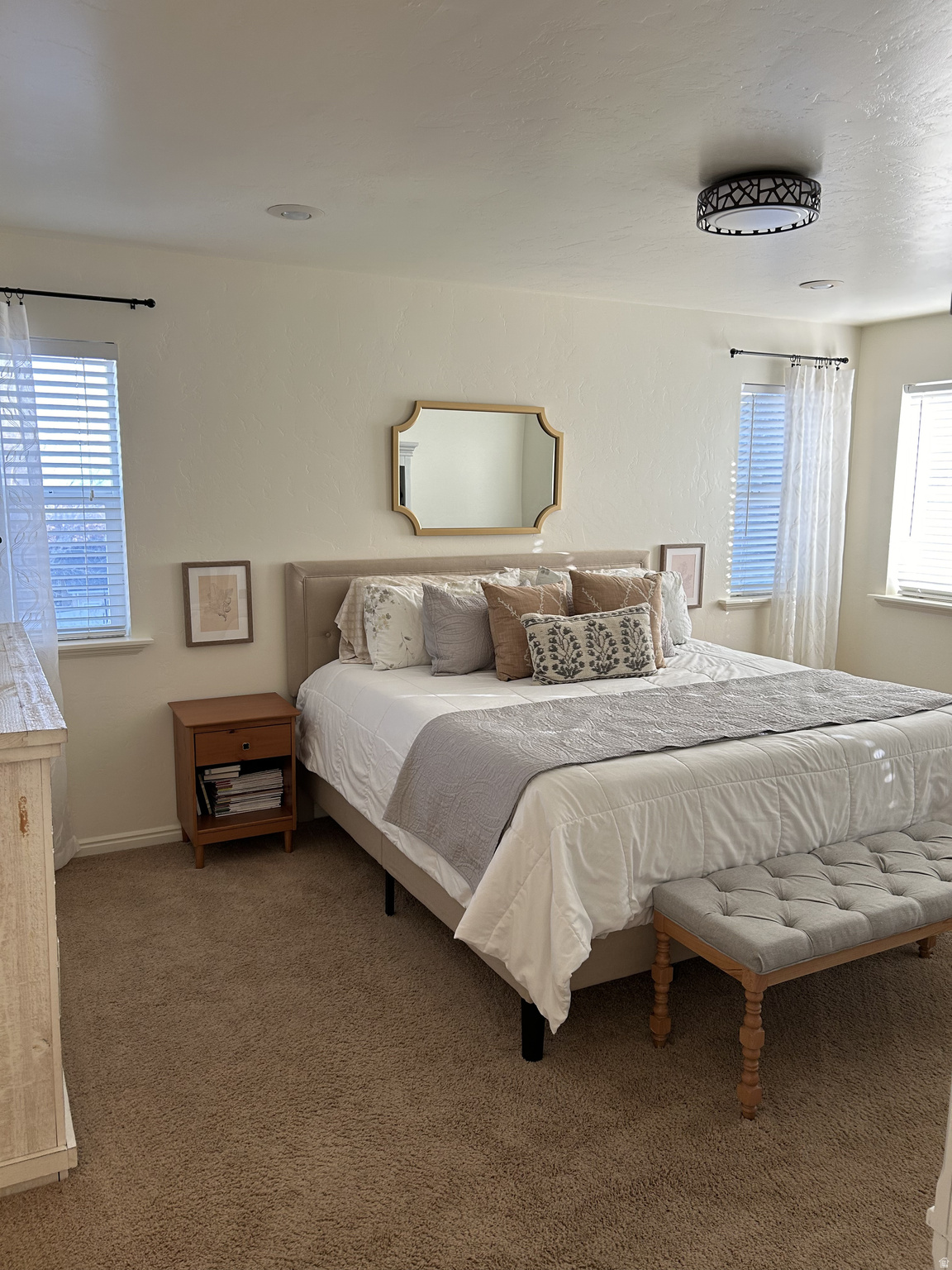 SAUNDERS - Residential