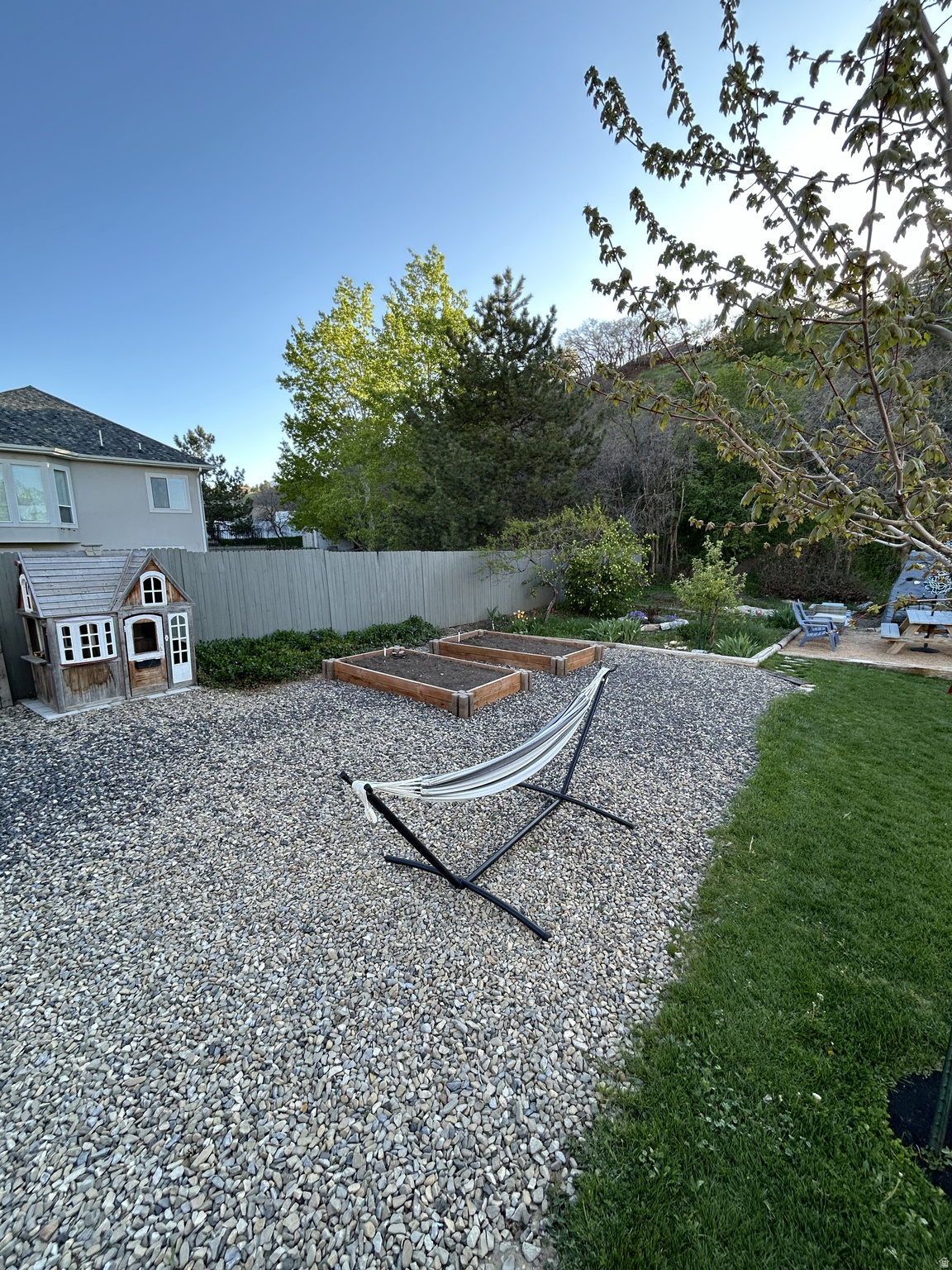 SAUNDERS - Residential