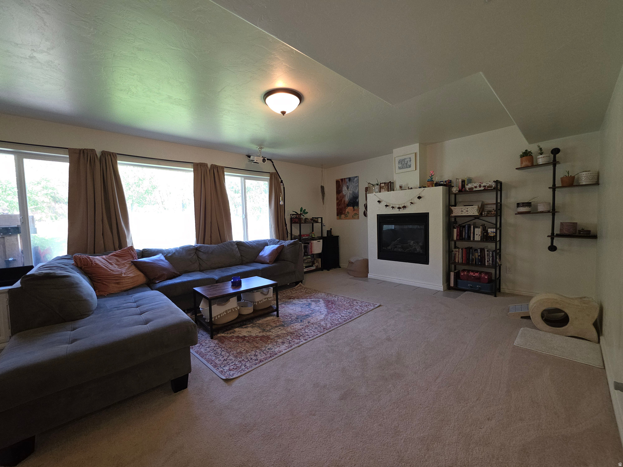 SAUNDERS - Residential