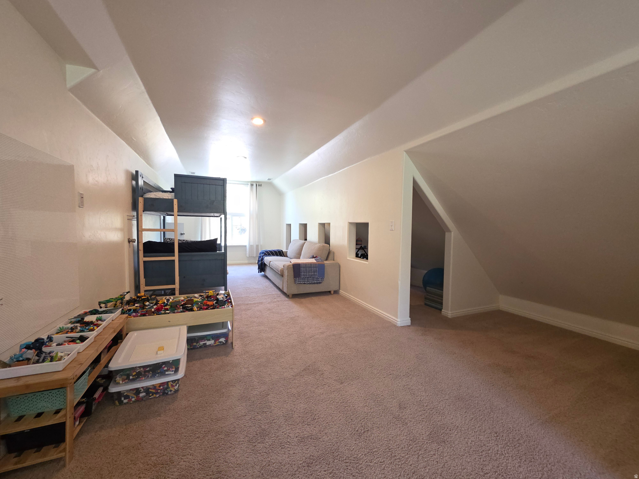 SAUNDERS - Residential