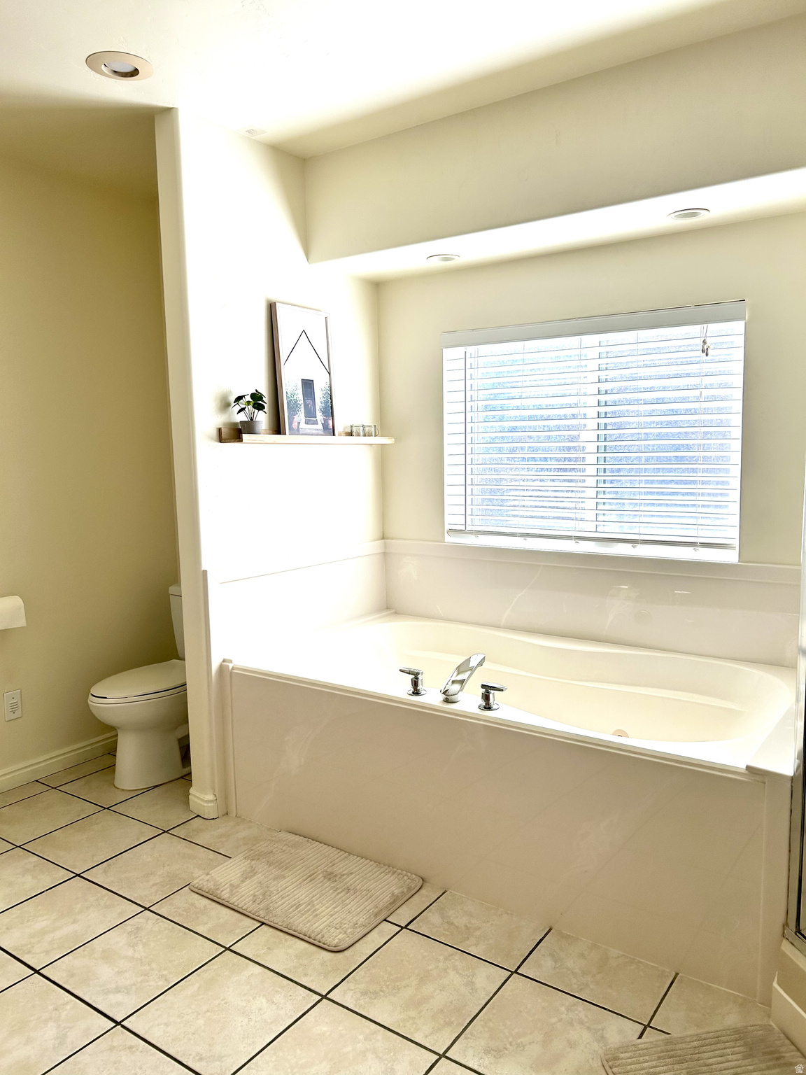 SAUNDERS - Residential
