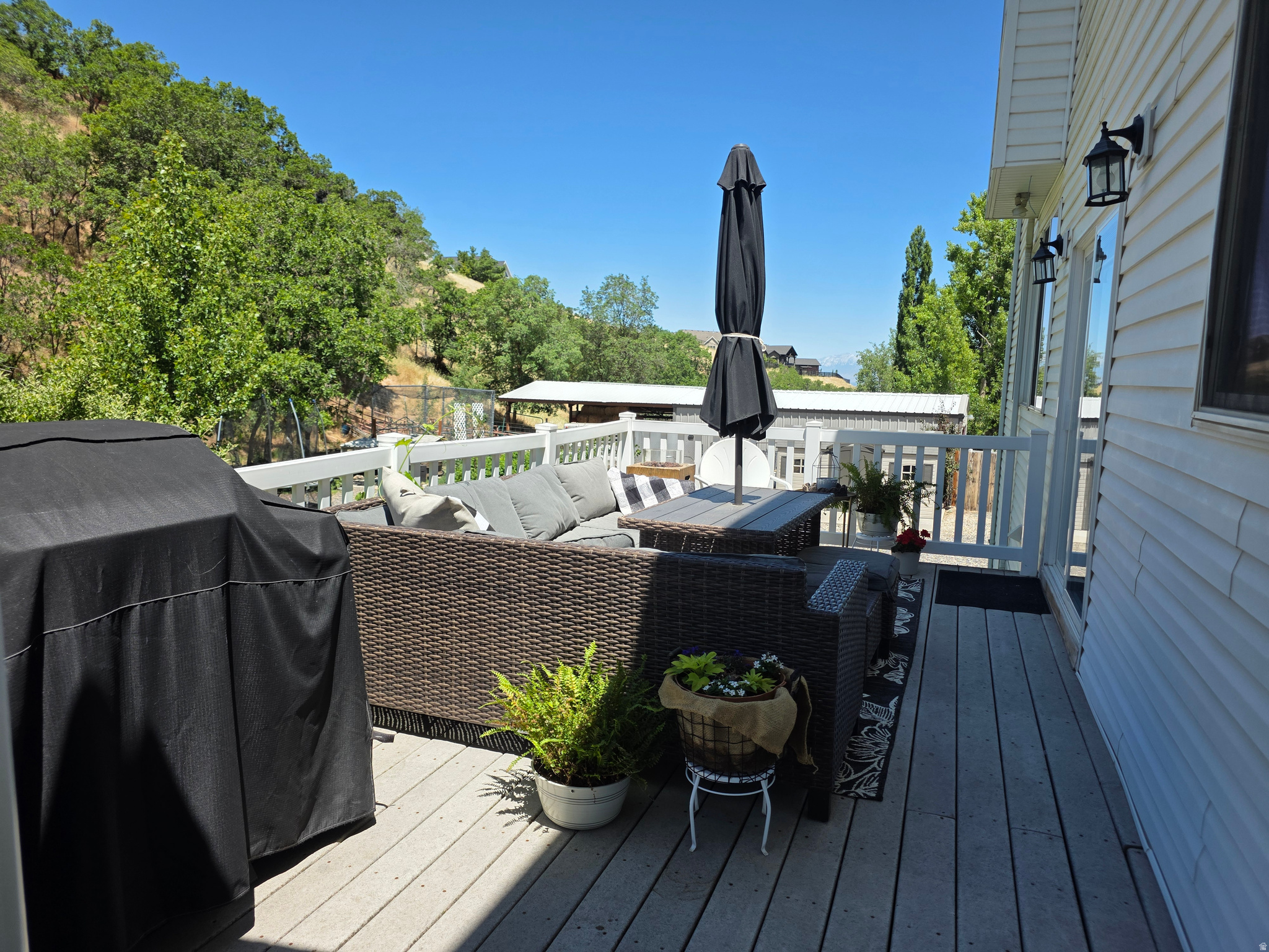 SAUNDERS - Residential