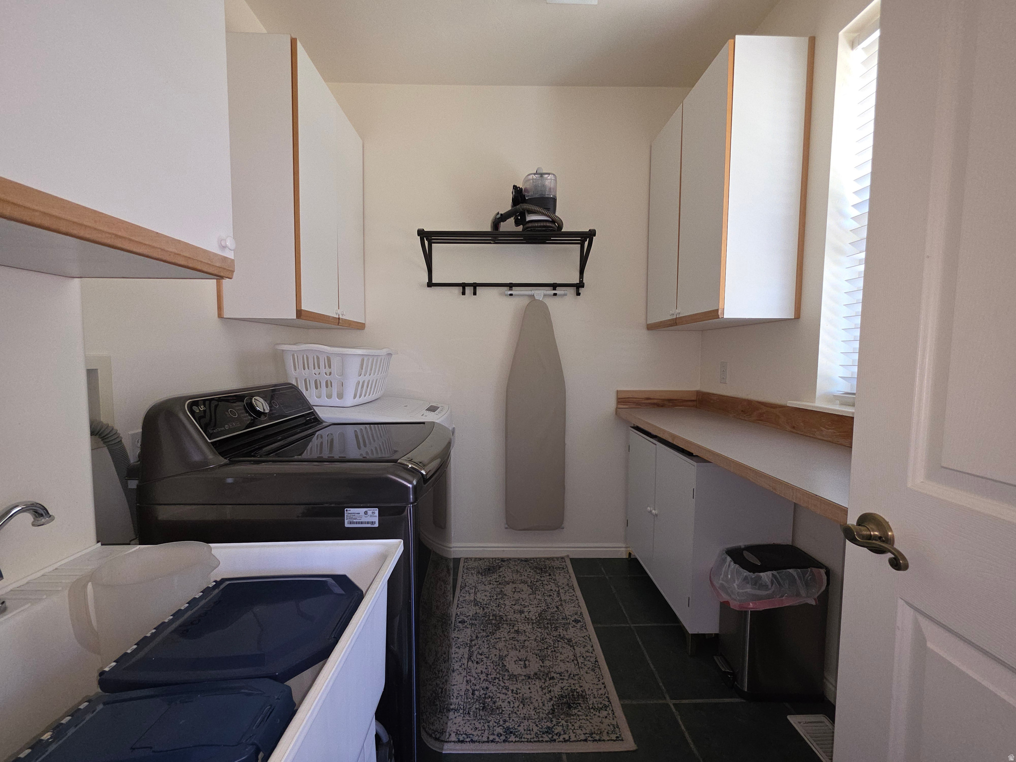 SAUNDERS - Residential