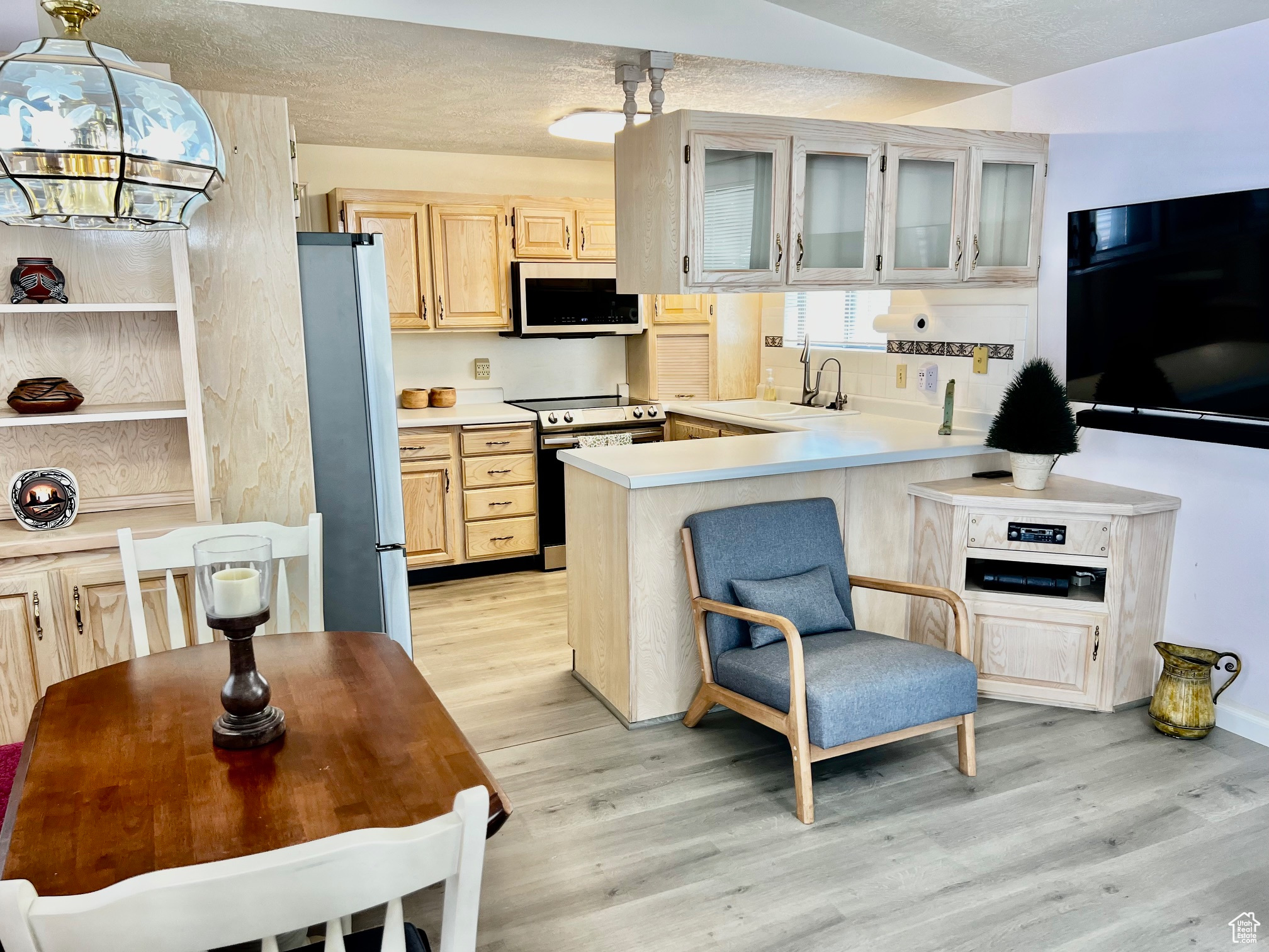 CANYON BREEZE RV RESORT - Residential