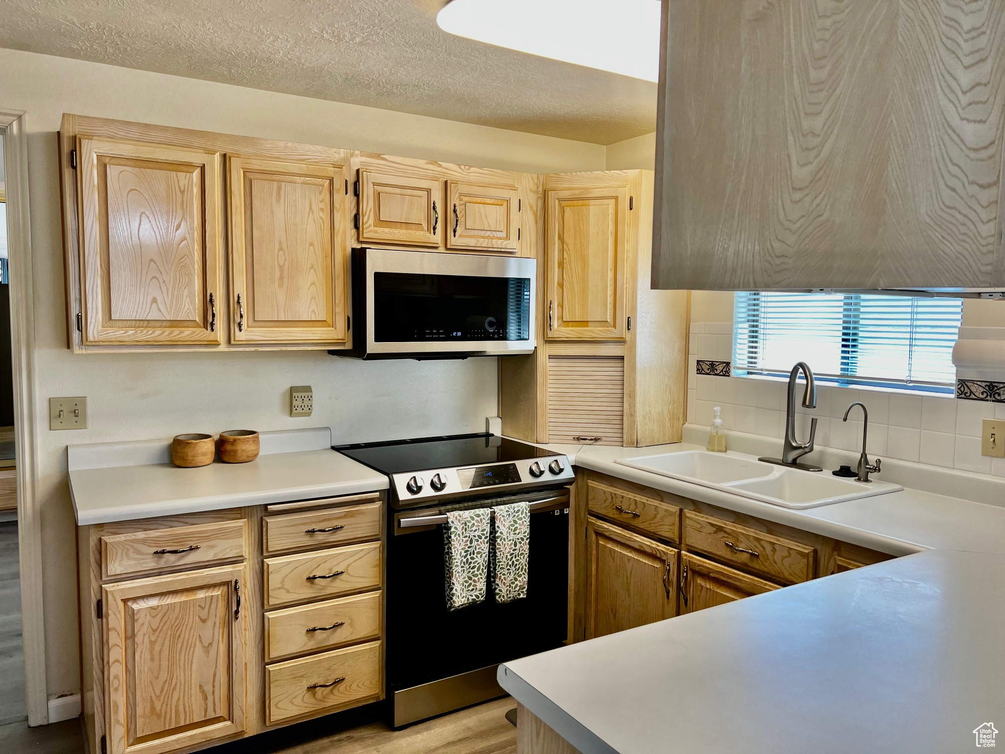 CANYON BREEZE RV RESORT - Residential