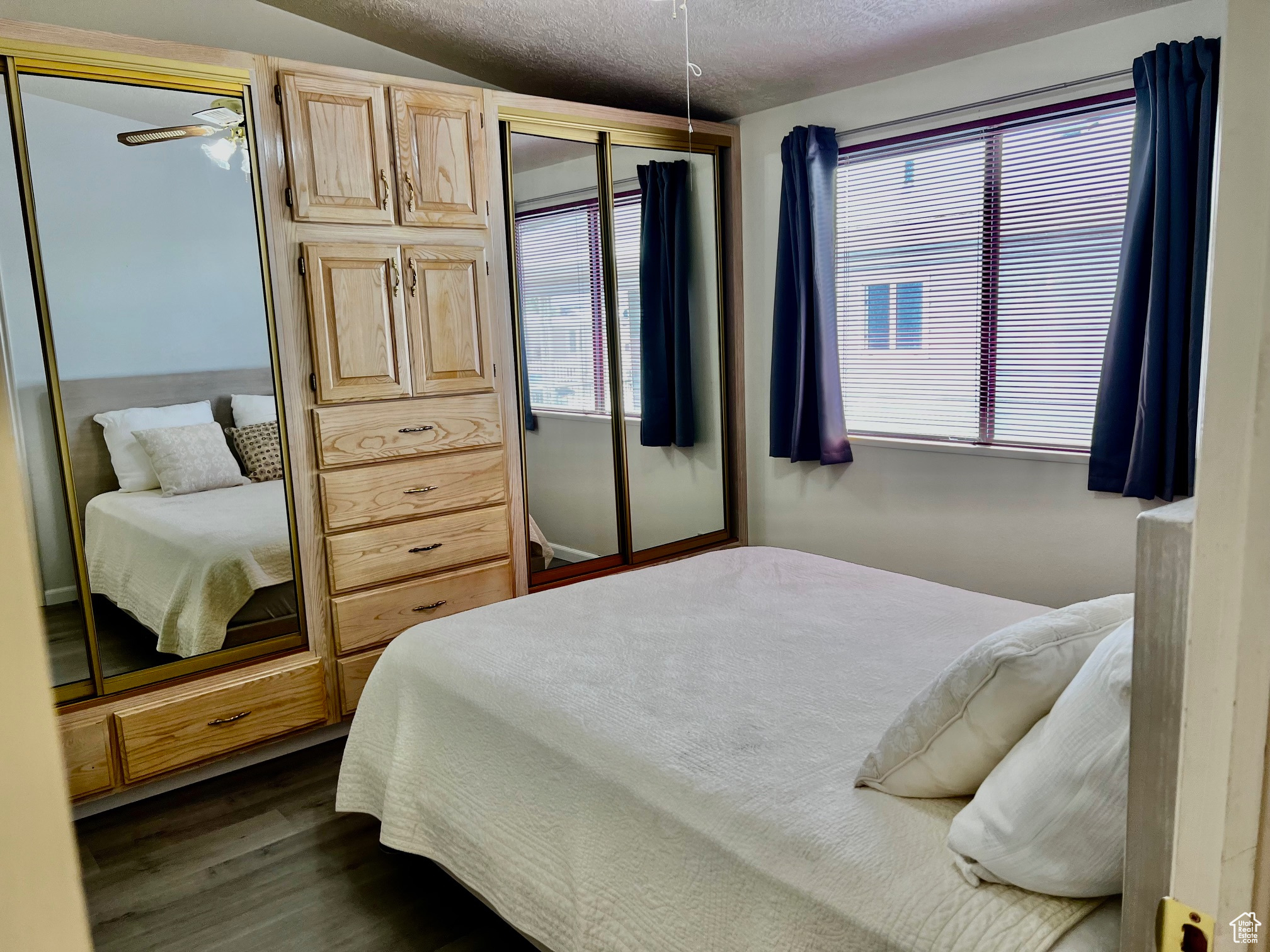 CANYON BREEZE RV RESORT - Residential