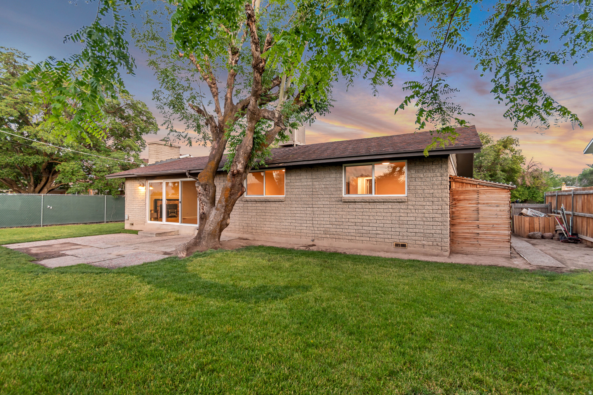 MEADOWBROOK FARMS #1 - Residential