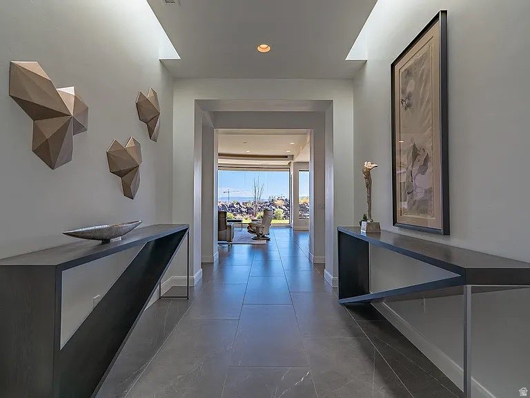 RESERVE OF ENTRADA SNOW CANYON EST A - Residential Lease