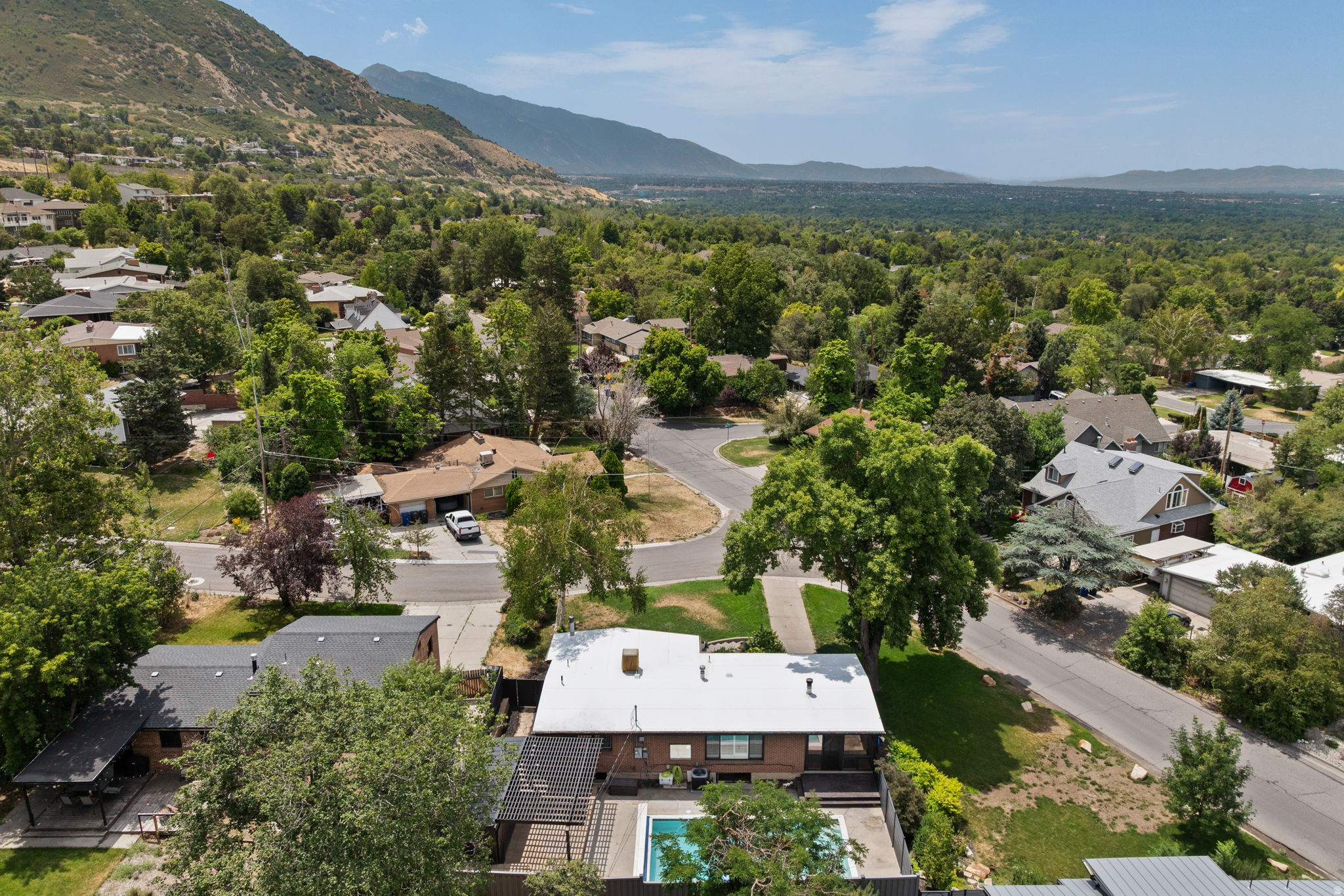 HOLLADAY HILLS - Residential