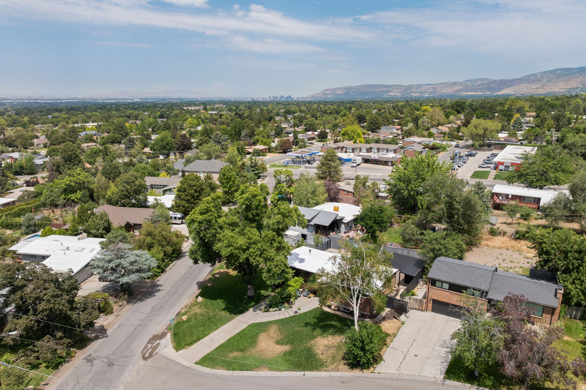 HOLLADAY HILLS - Residential