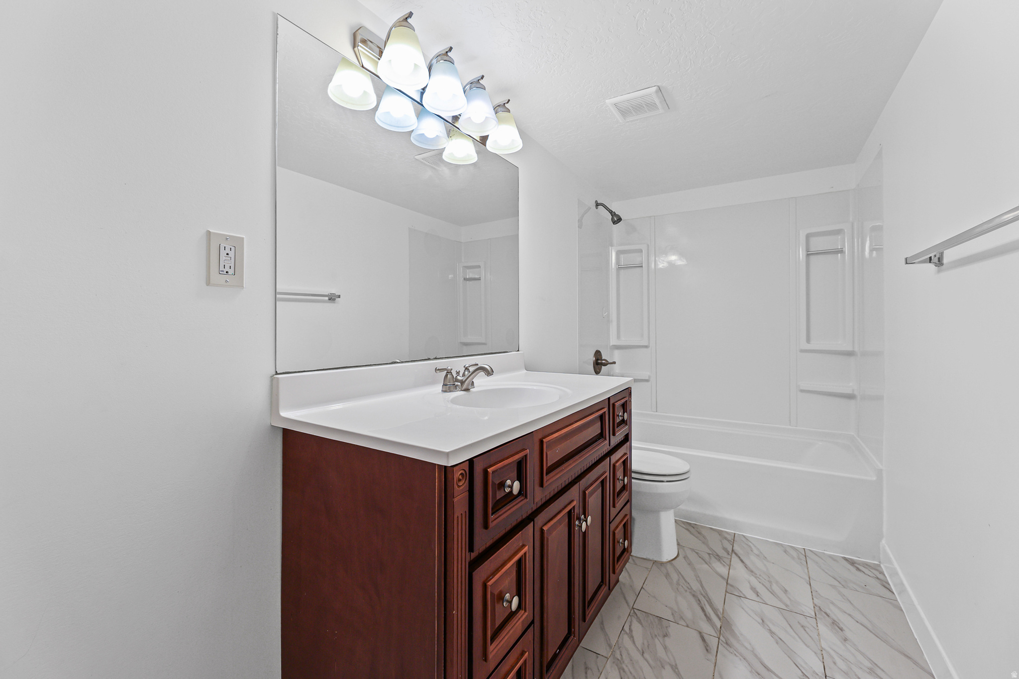 HIGHBURY PLACE - Residential