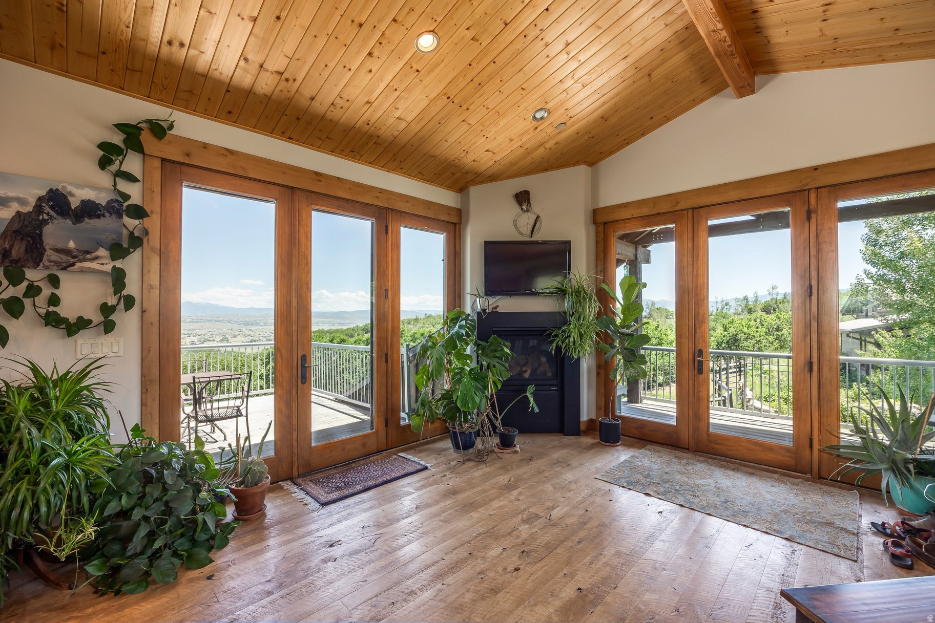 THE RIDGE AT RED HAWK SUBDIVISION - Residential