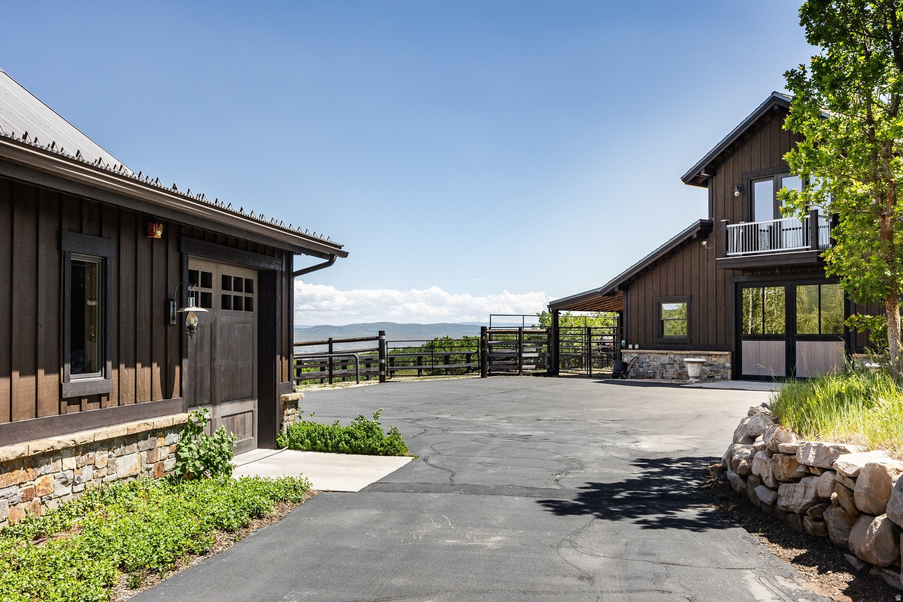 THE RIDGE AT RED HAWK SUBDIVISION - Residential