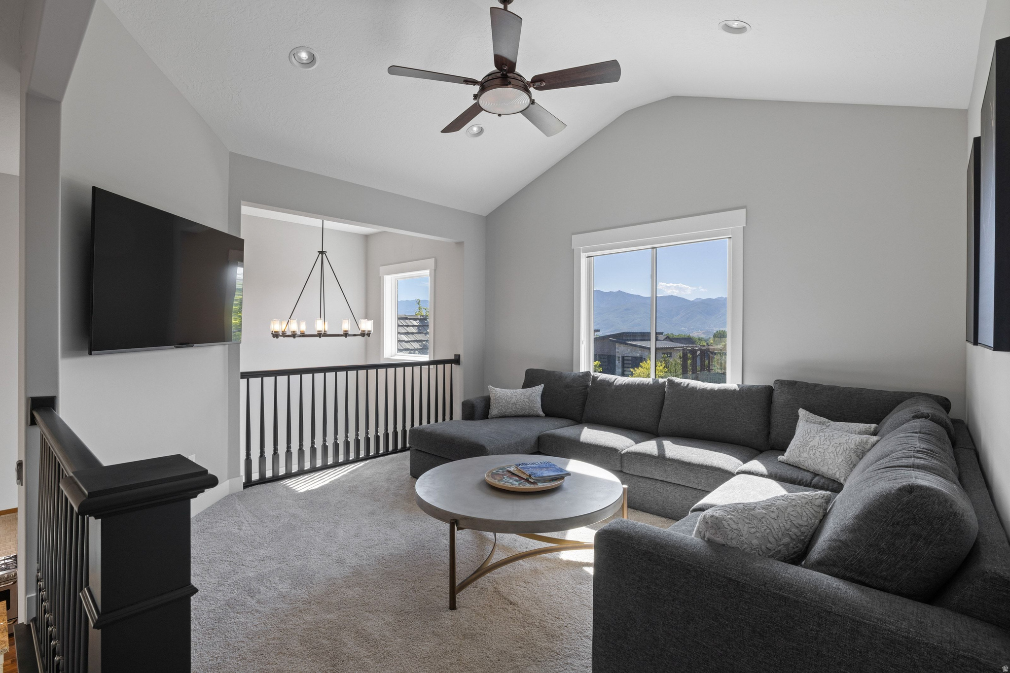 RED LEDGES - Residential