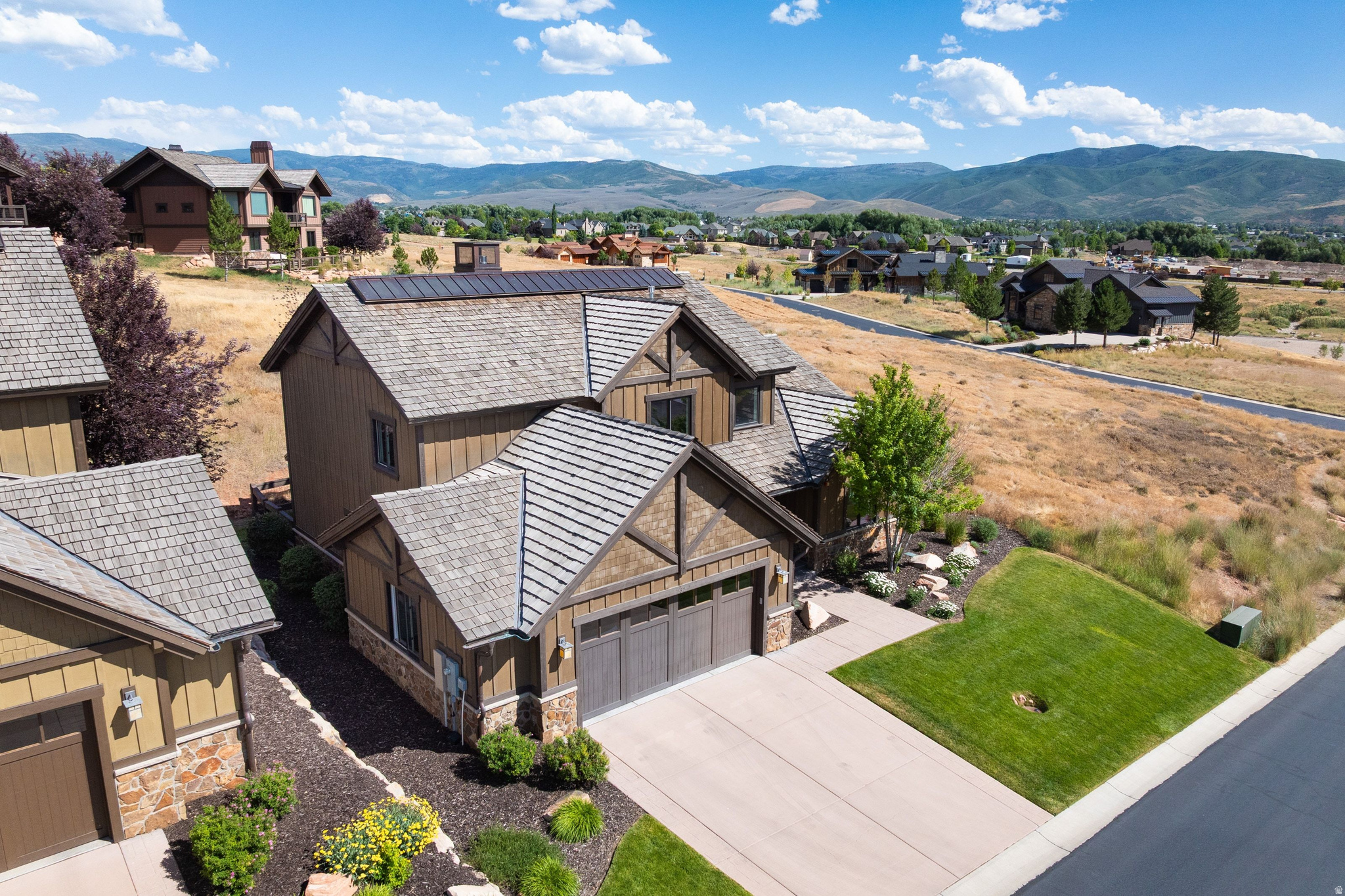 RED LEDGES - Residential