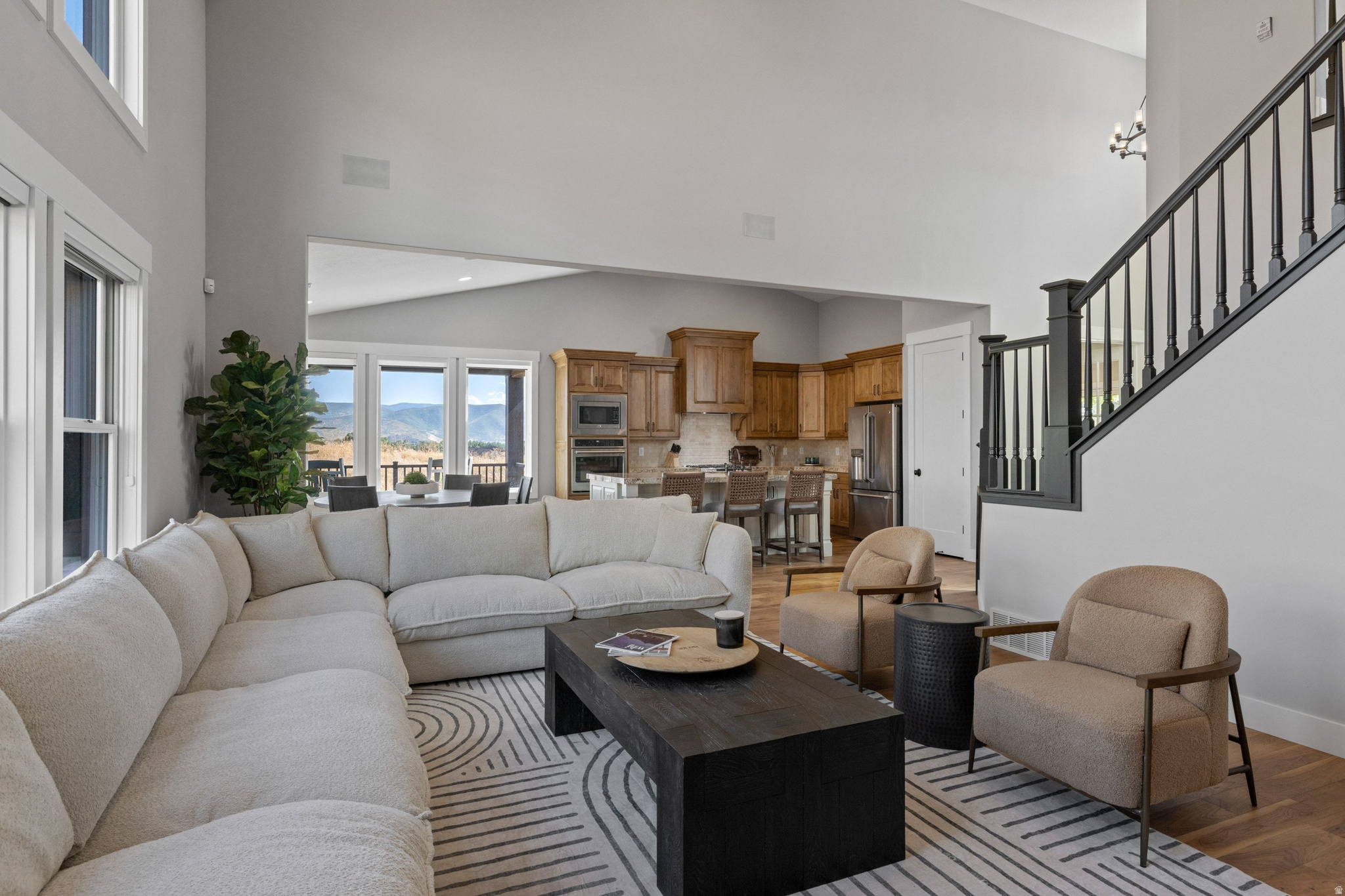 RED LEDGES - Residential