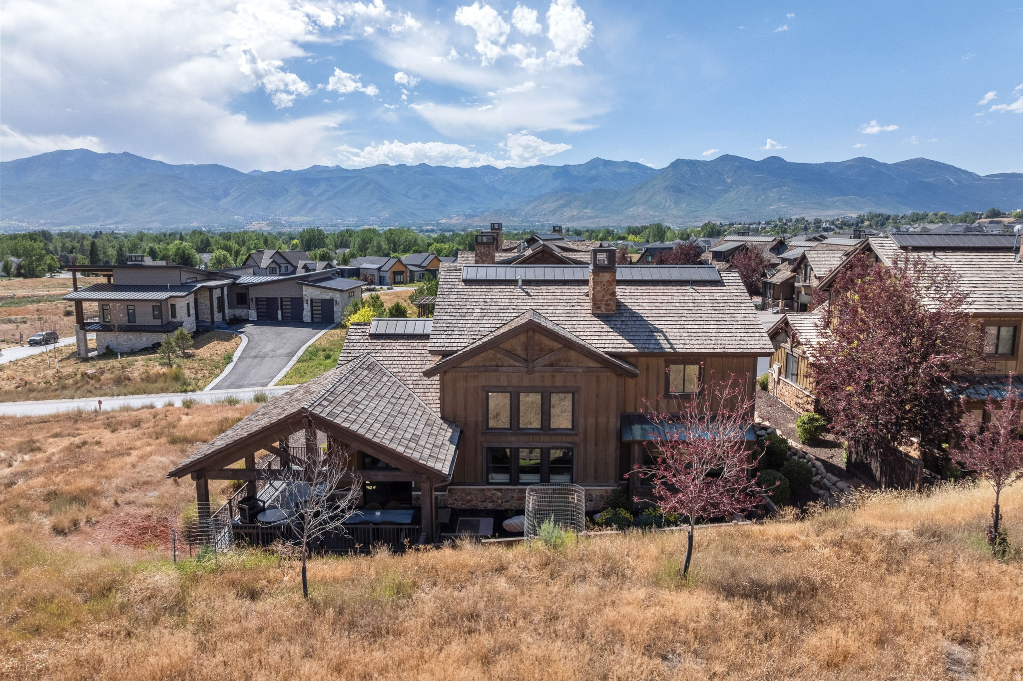 RED LEDGES - Residential
