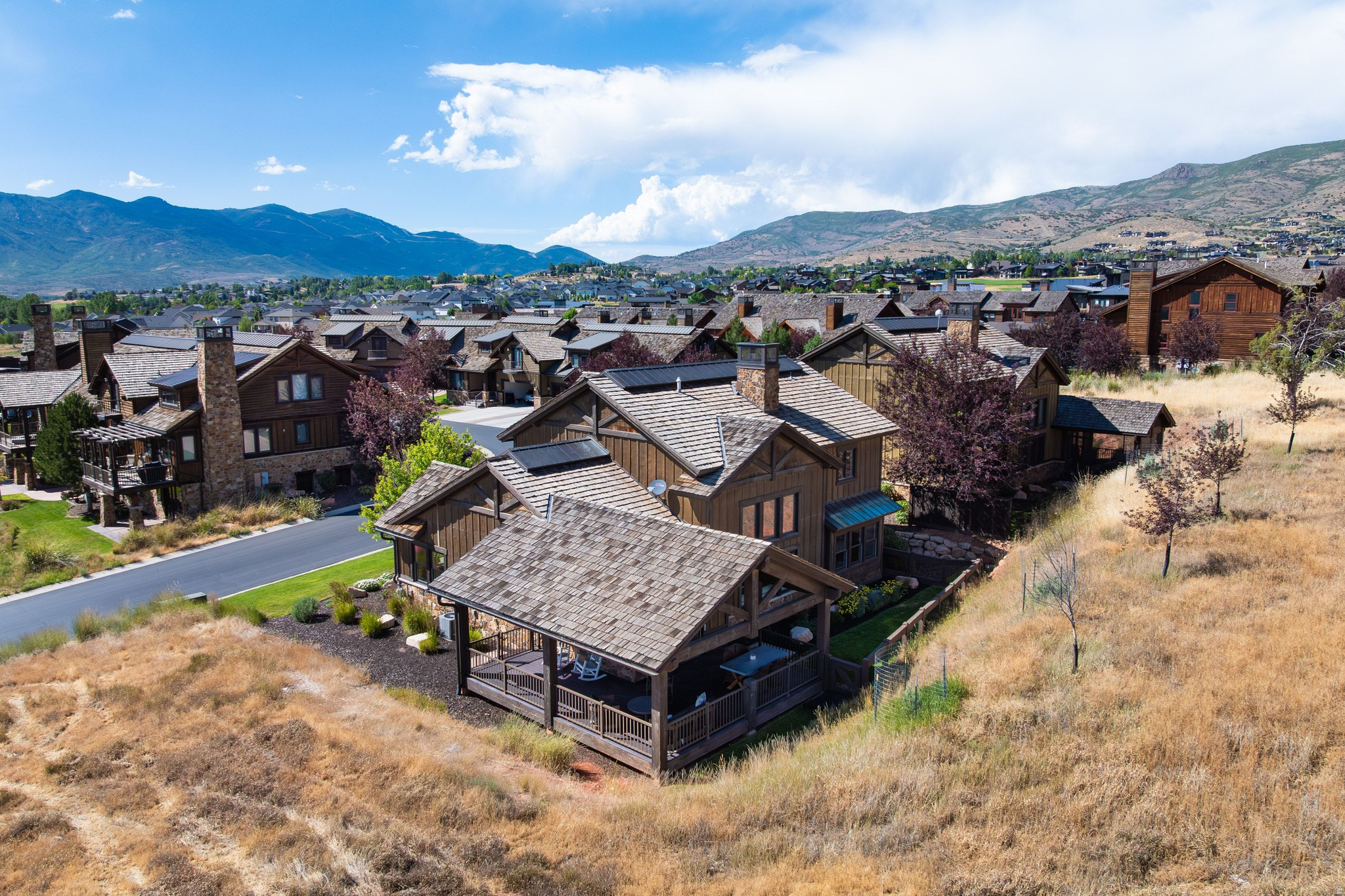 RED LEDGES - Residential