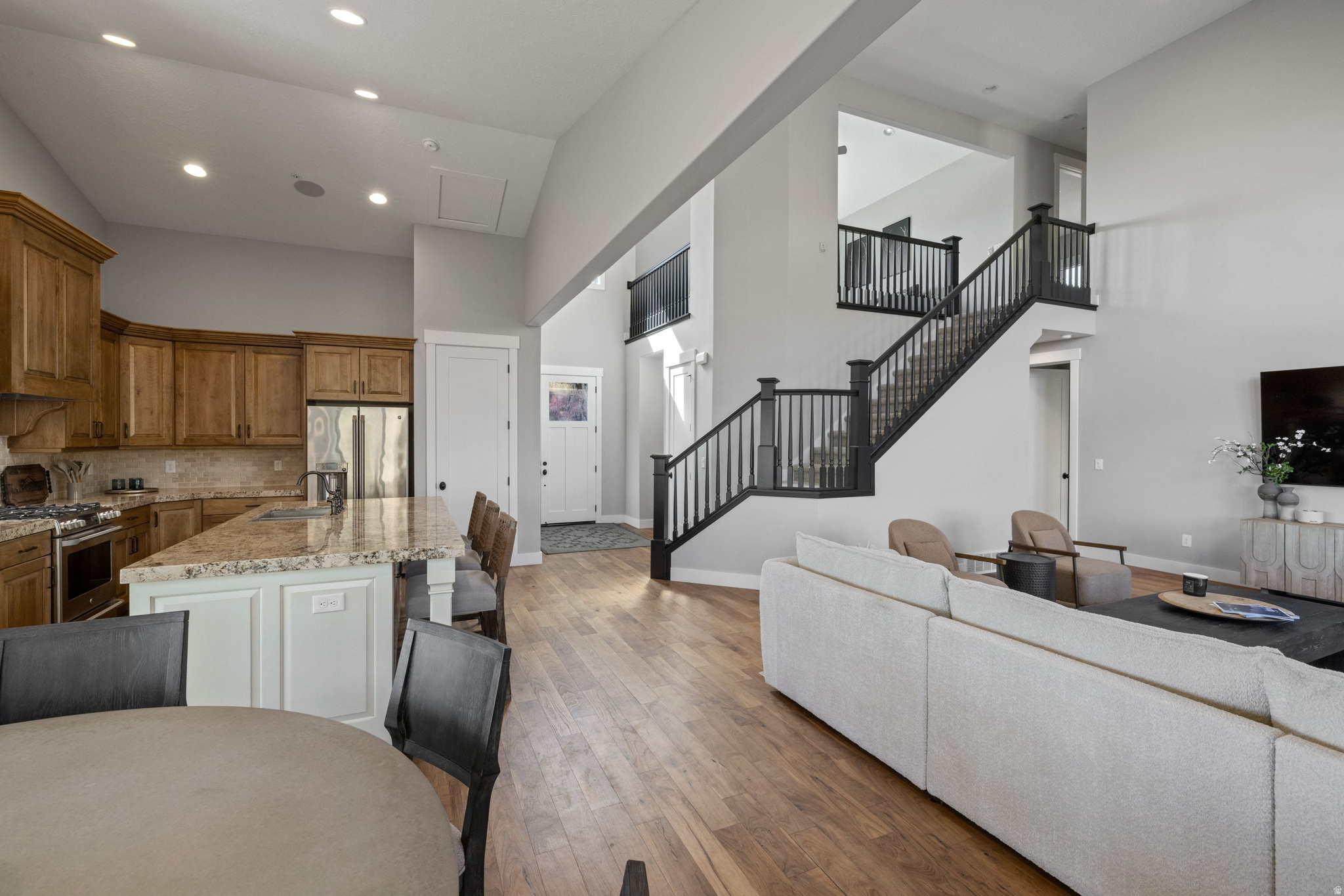 RED LEDGES - Residential