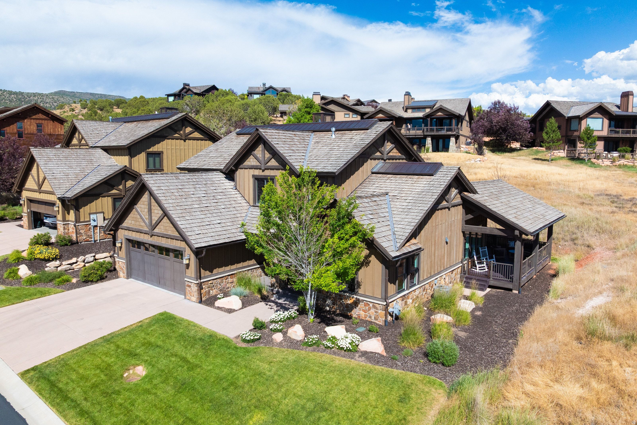 RED LEDGES - Residential