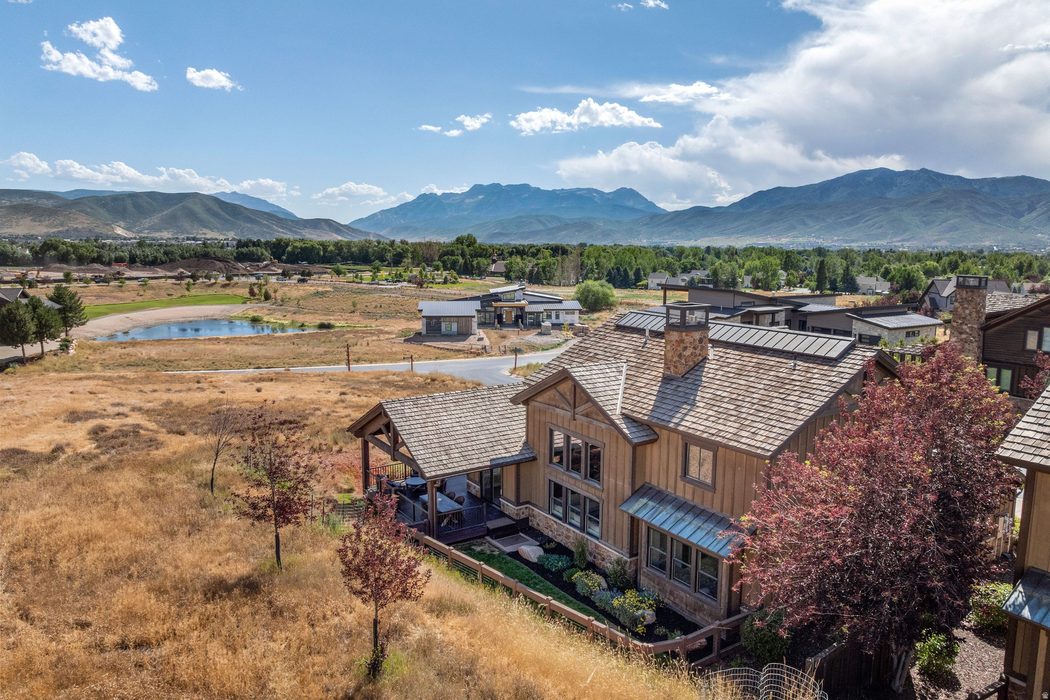 RED LEDGES - Residential