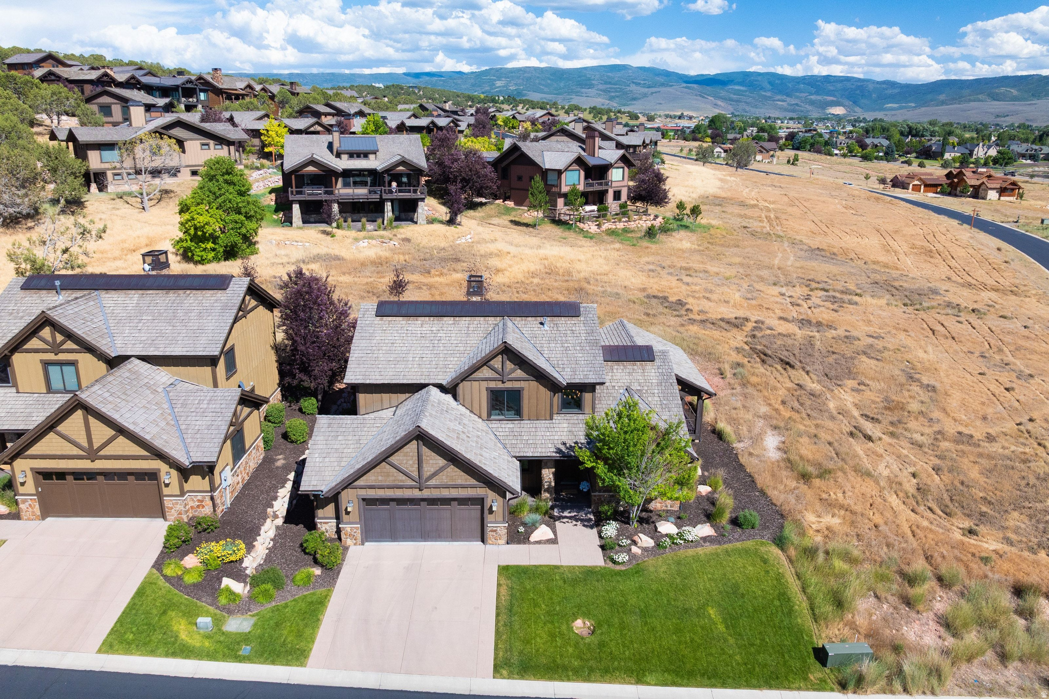 RED LEDGES - Residential
